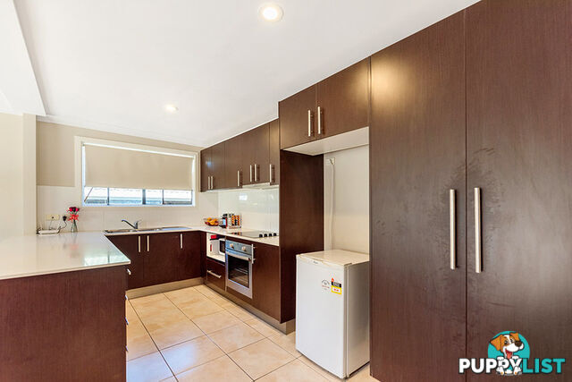 1 8 Onyx Court Carrara QLD 4211