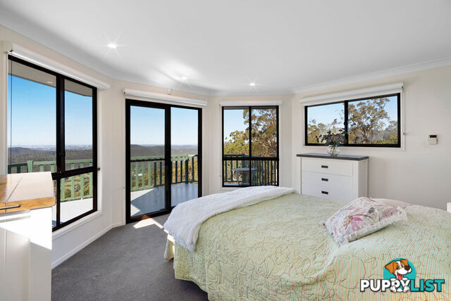 50 Macrozamia Drive CLAGIRABA QLD 4211