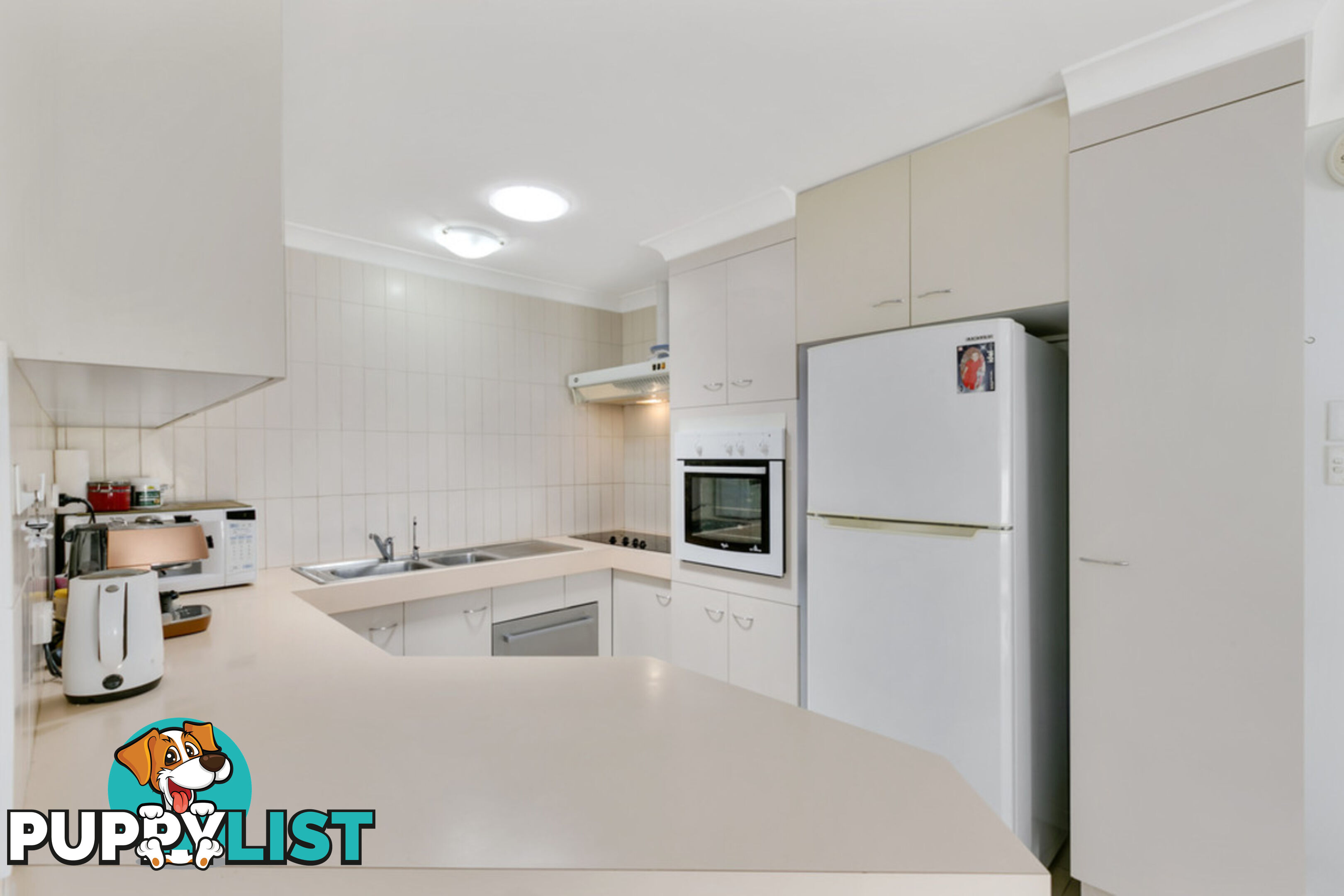 2/3 Jessica Court ARUNDEL QLD 4214