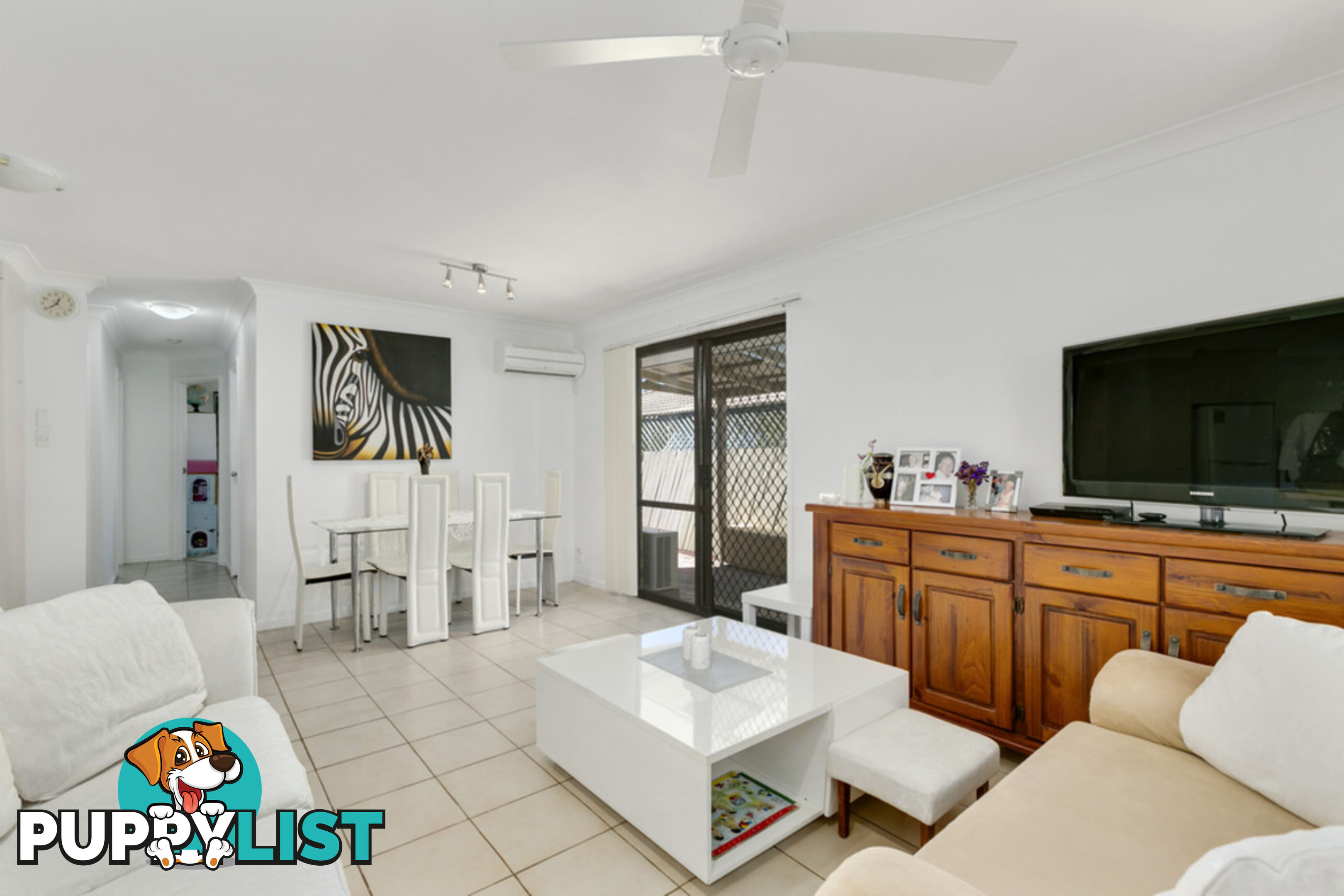 2/3 Jessica Court ARUNDEL QLD 4214