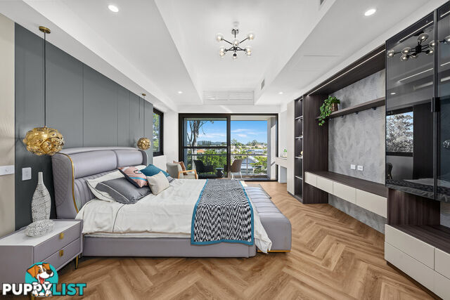 7008 Riverview Crescent SANCTUARY COVE QLD 4212