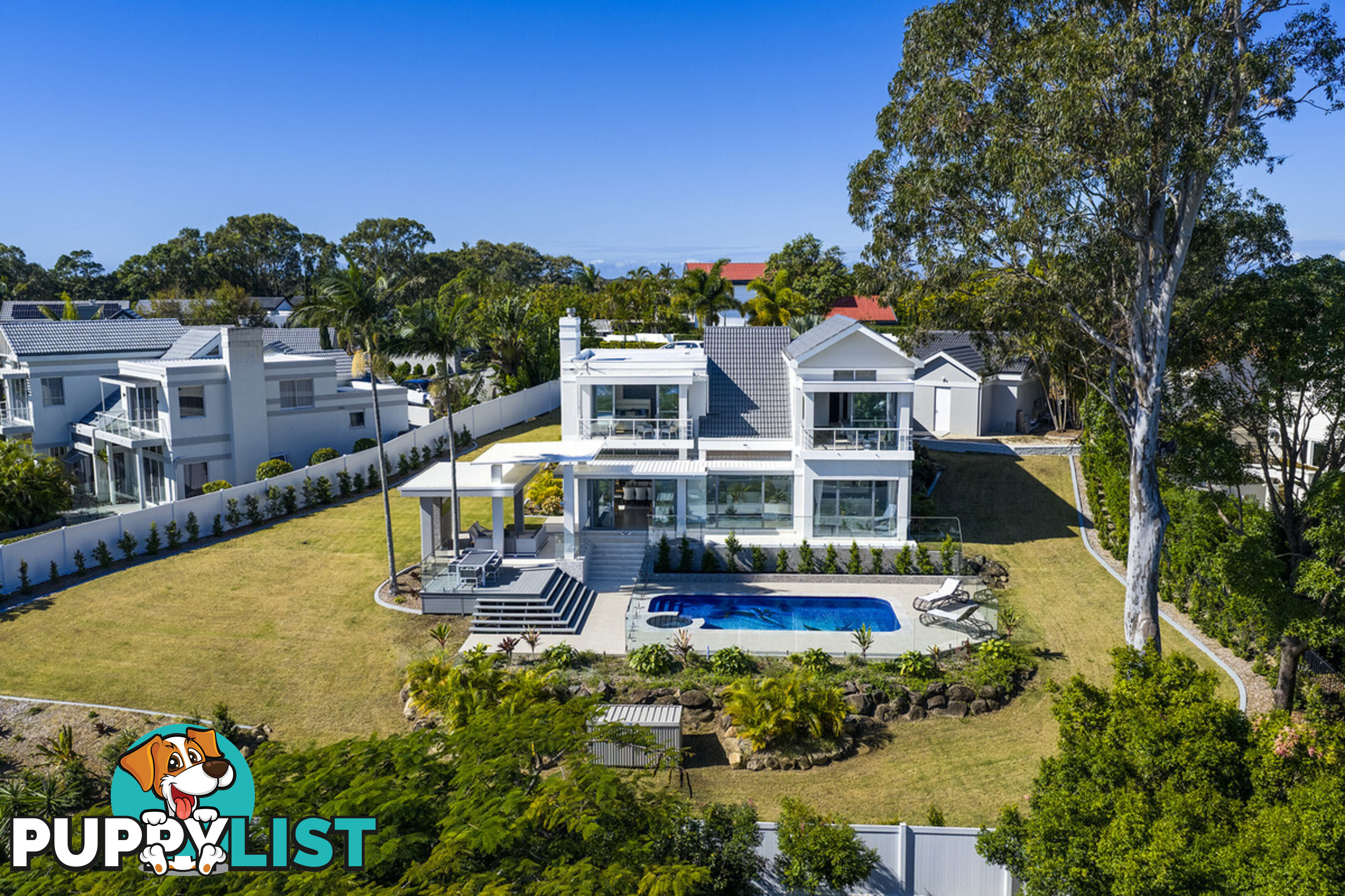 7008 Riverview Crescent SANCTUARY COVE QLD 4212