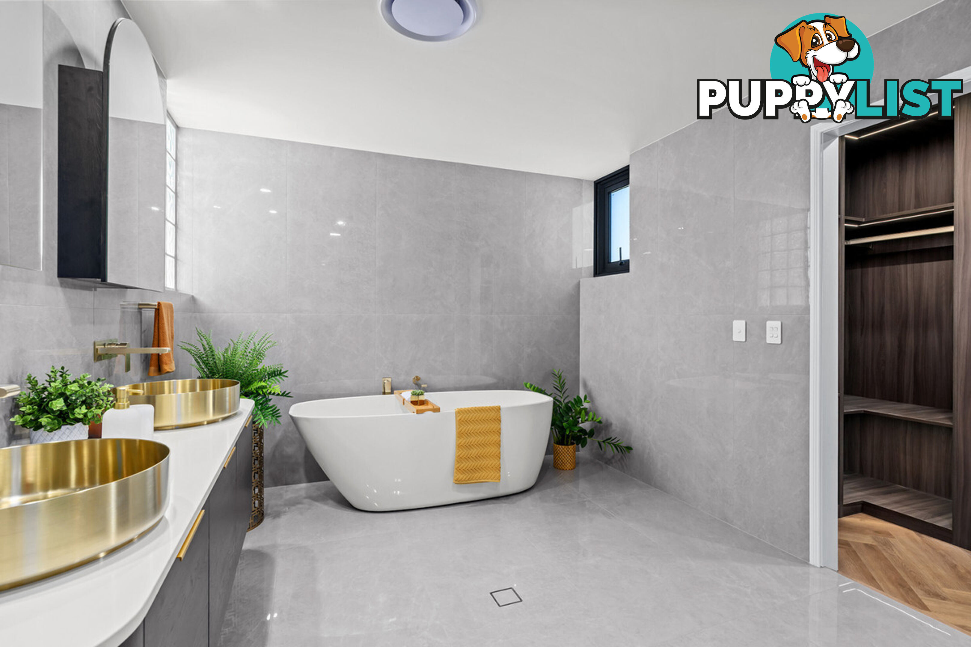 7008 Riverview Crescent SANCTUARY COVE QLD 4212