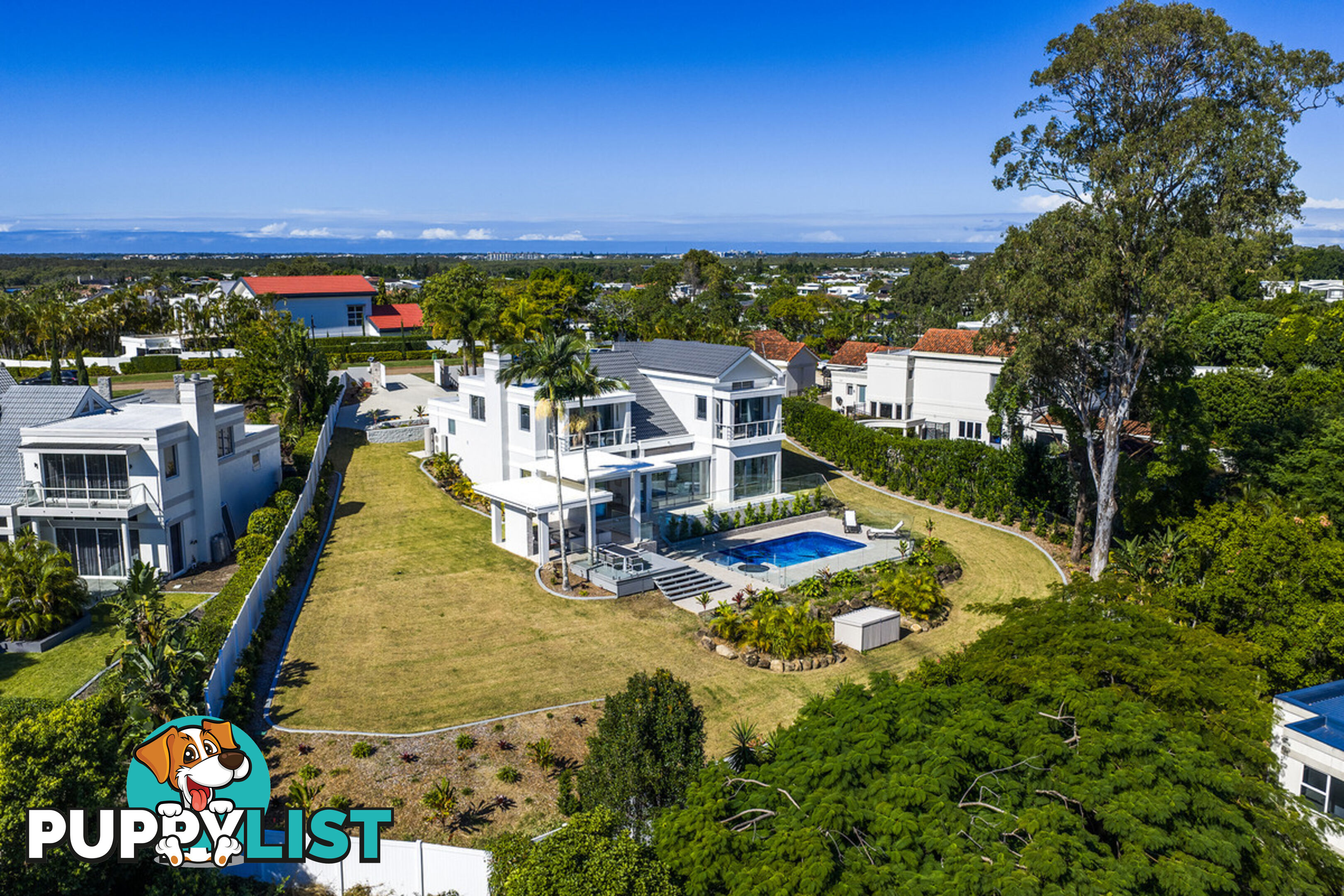 7008 Riverview Crescent SANCTUARY COVE QLD 4212
