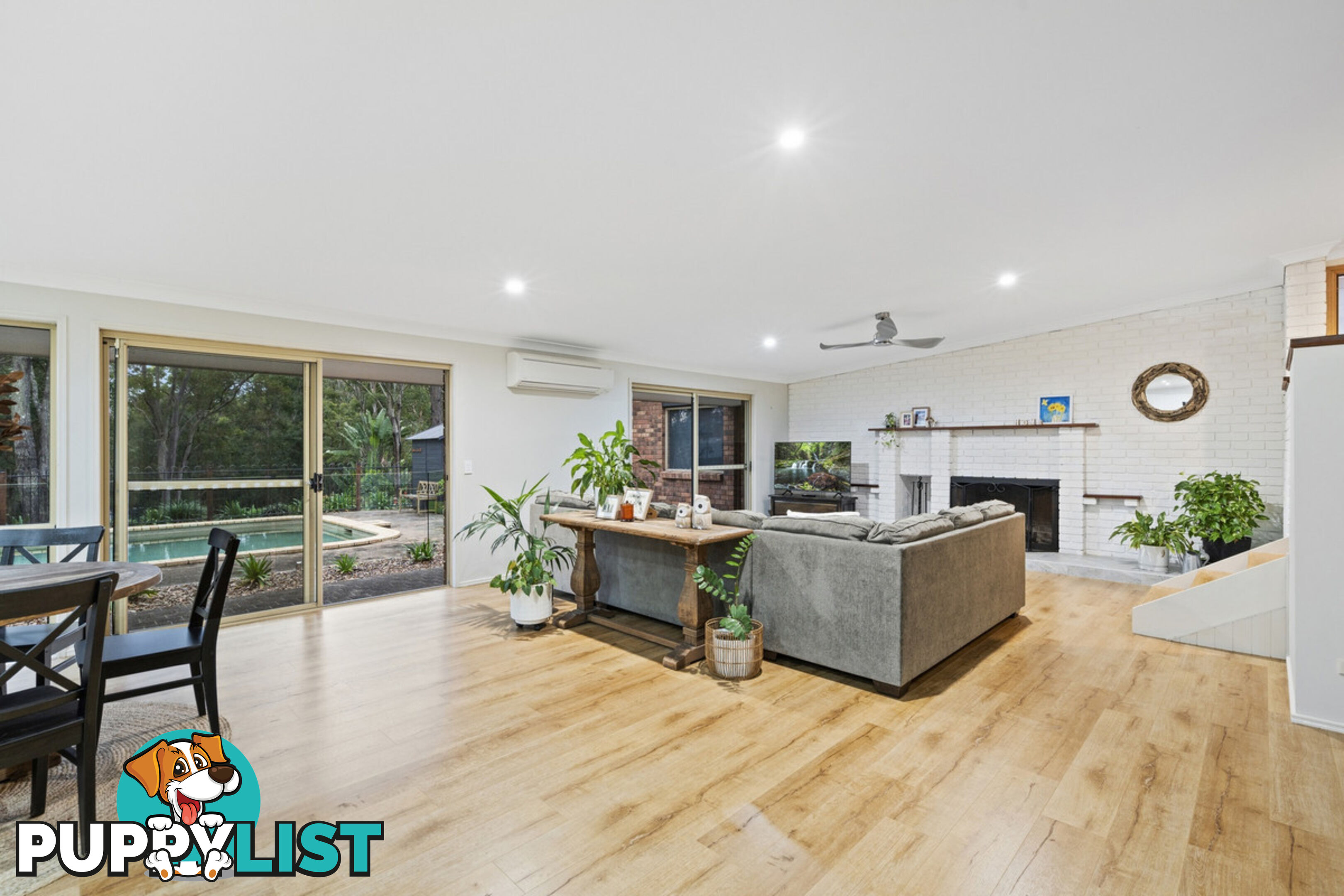 43 Winderadeen Drive HIGHLAND PARK QLD 4211