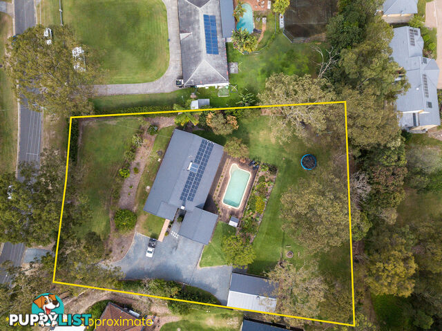 43 Winderadeen Drive HIGHLAND PARK QLD 4211