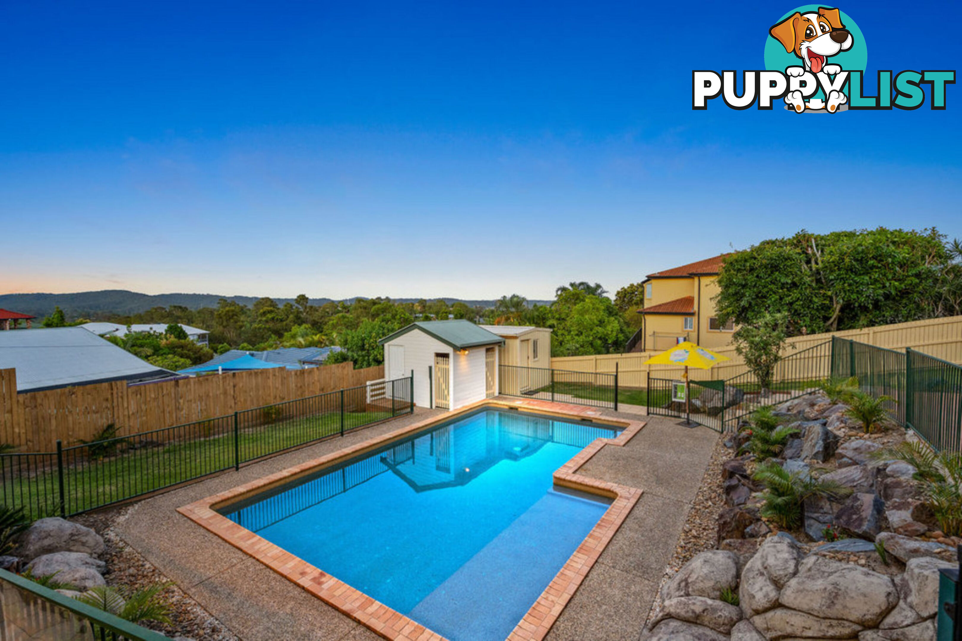 4 Bellavista Close HIGHLAND PARK QLD 4211