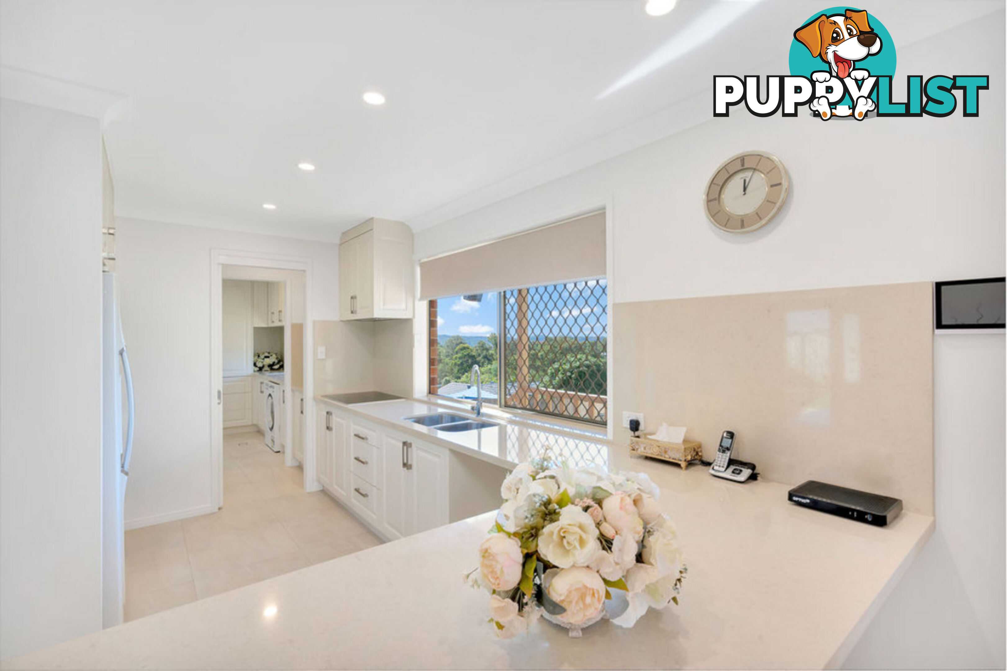 4 Bellavista Close HIGHLAND PARK QLD 4211