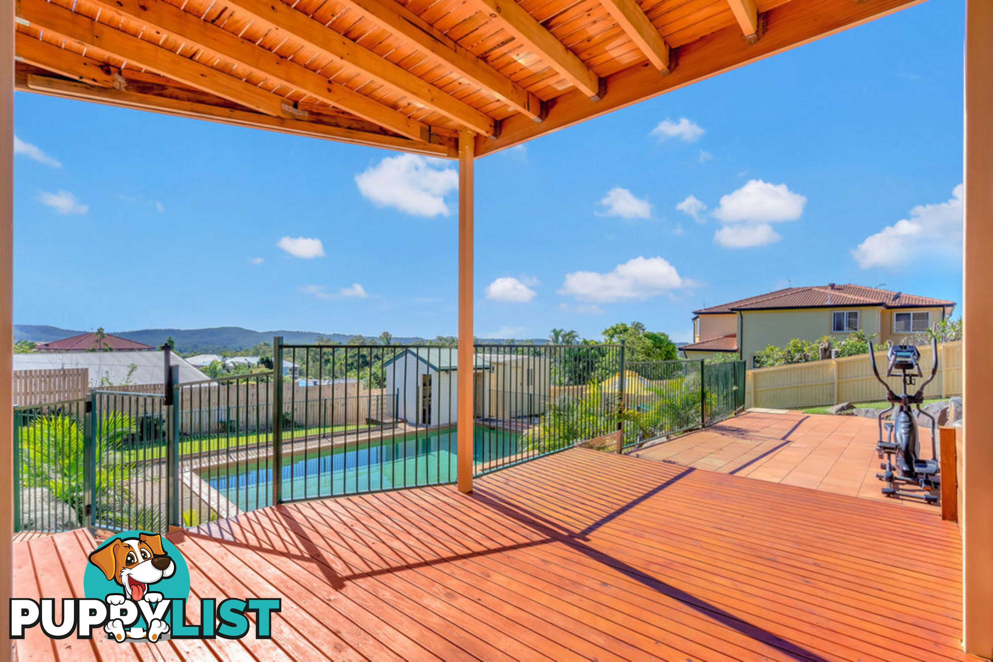 4 Bellavista Close HIGHLAND PARK QLD 4211