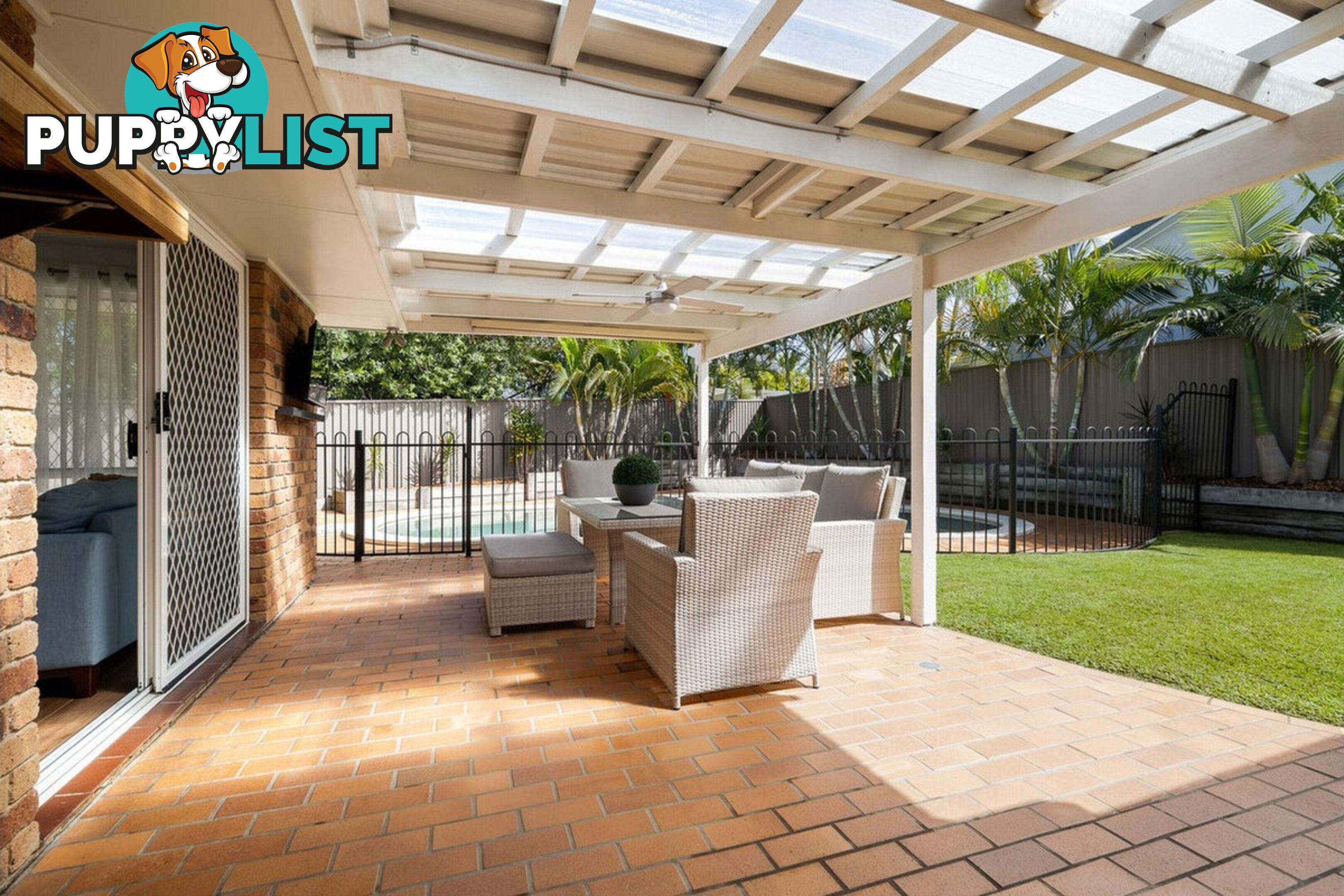 61 Hickey Way CARRARA QLD 4211