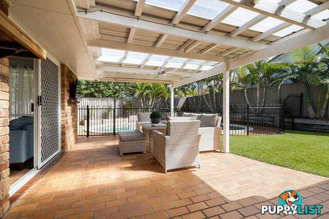 61 Hickey Way CARRARA QLD 4211