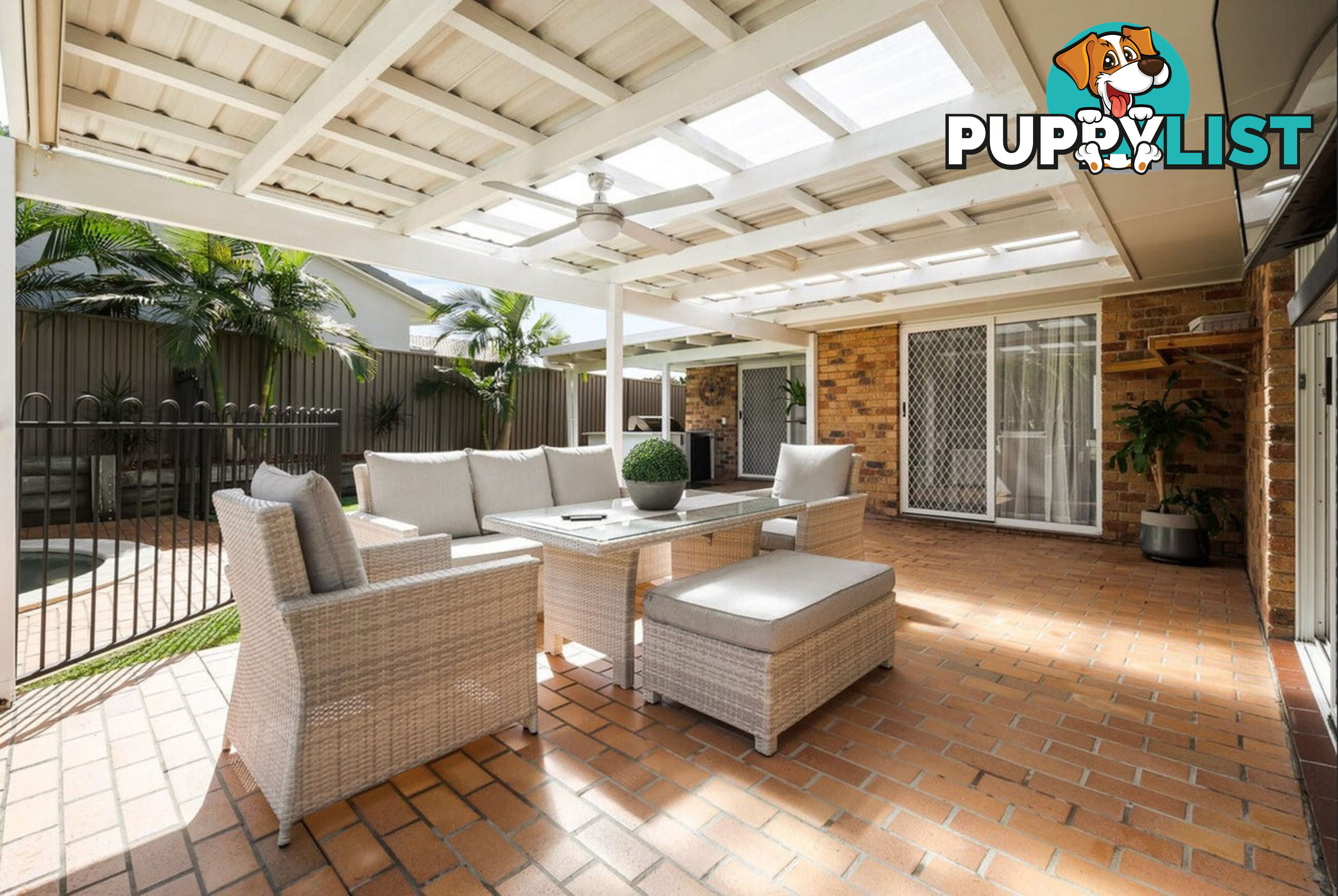 61 Hickey Way CARRARA QLD 4211