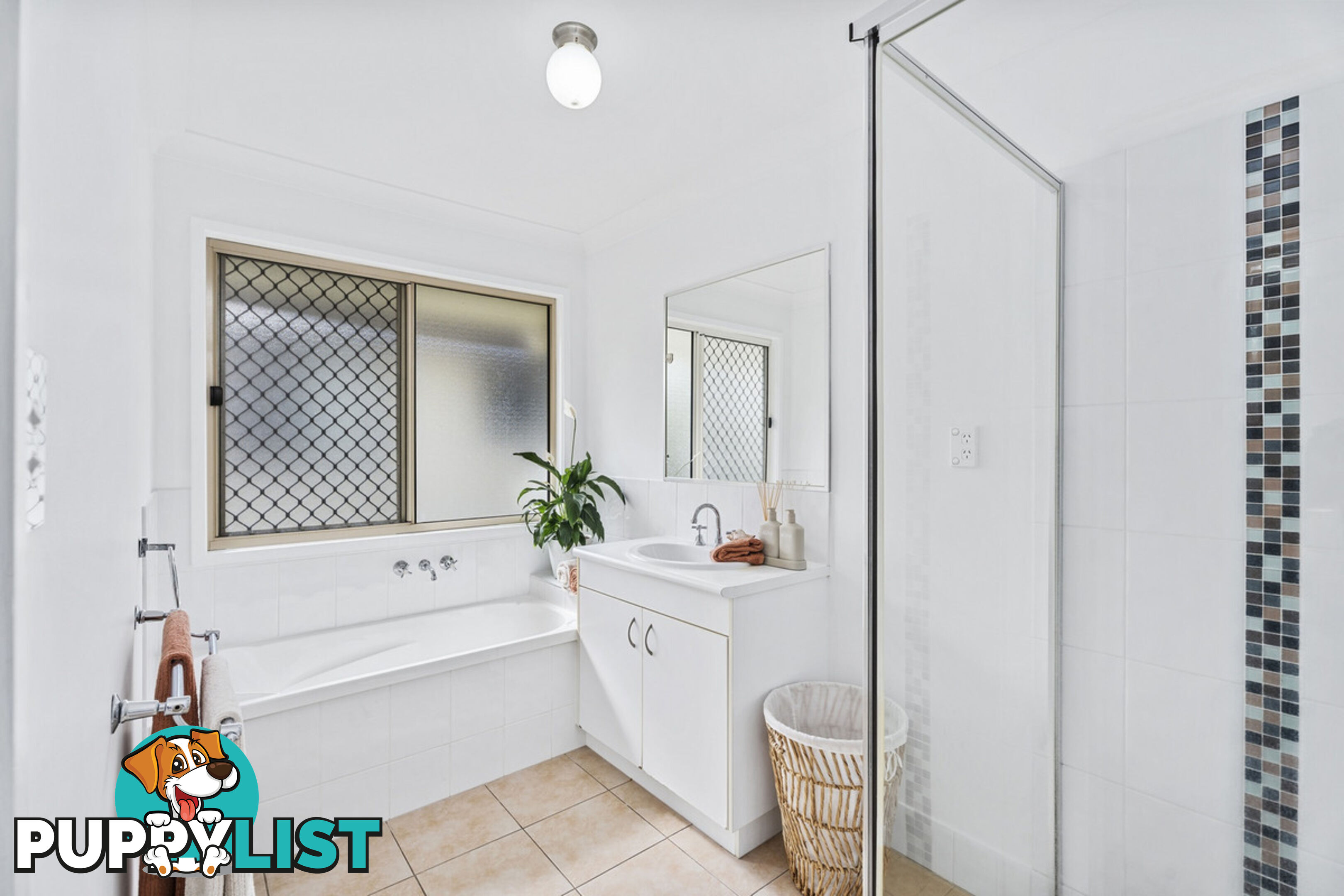 9 Tralee Court CARRARA QLD 4211