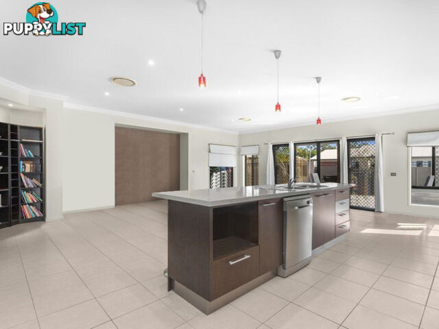 7 Pincally Crescent ORMEAU QLD 4208