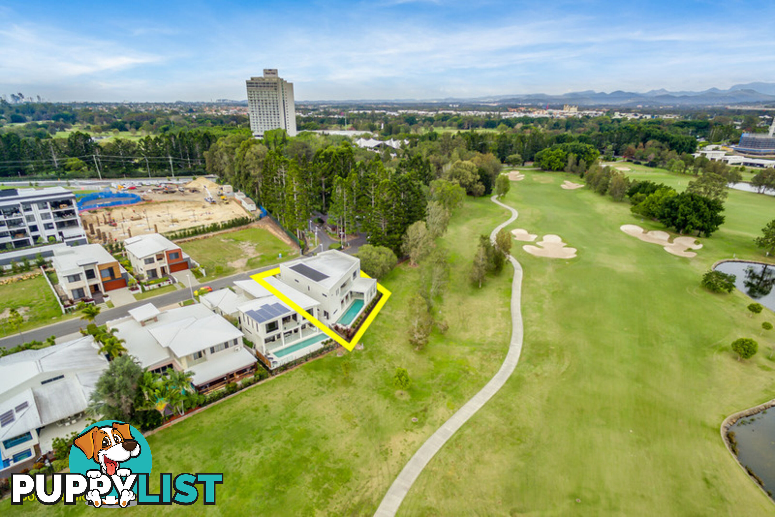 1055 Lakeview Terrace Benowa QLD 4217