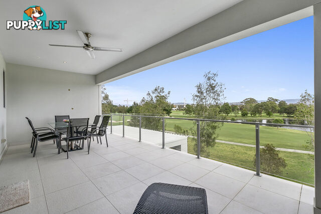 1055 Lakeview Terrace Benowa QLD 4217