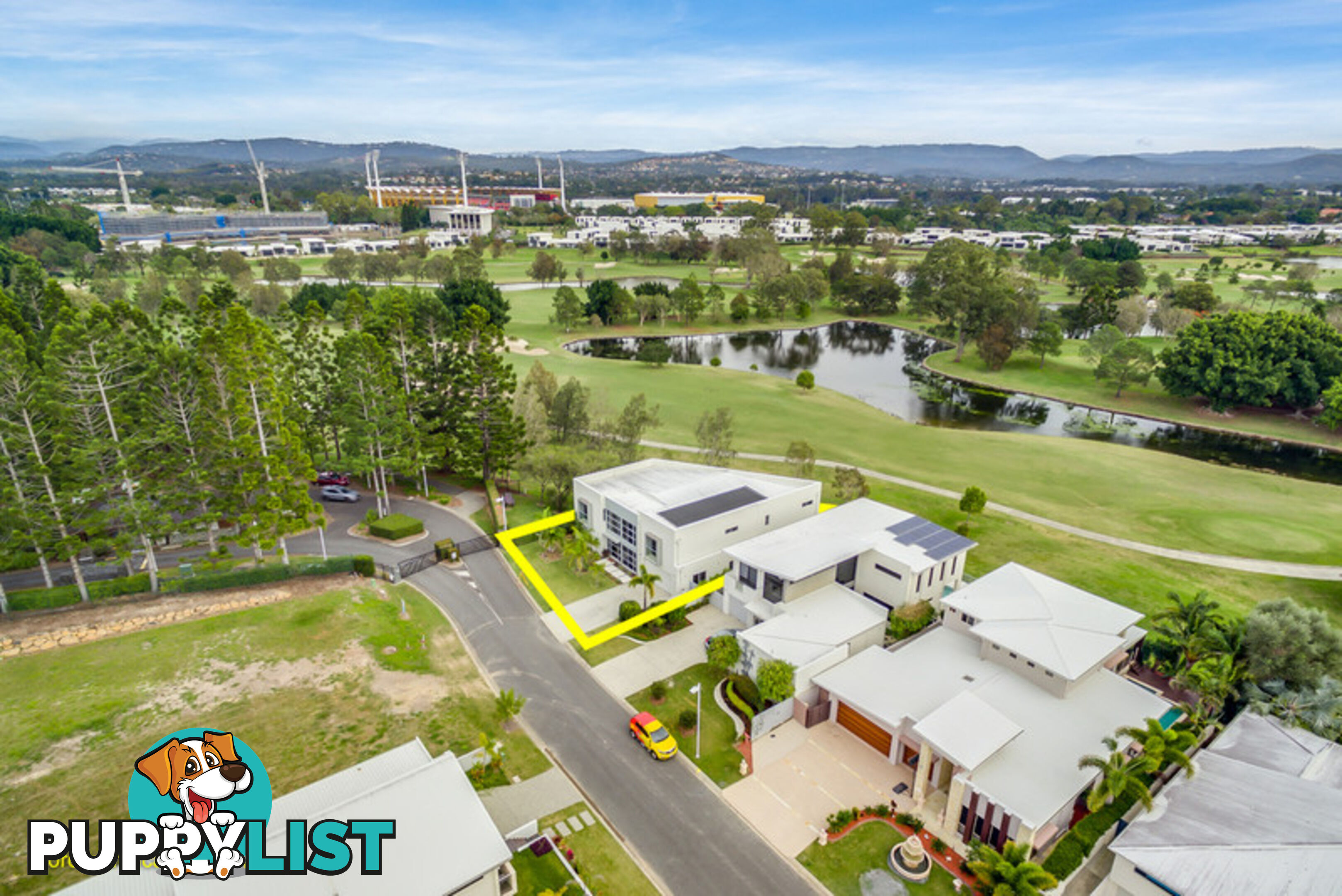 1055 Lakeview Terrace Benowa QLD 4217