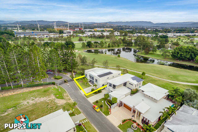 1055 Lakeview Terrace Benowa QLD 4217