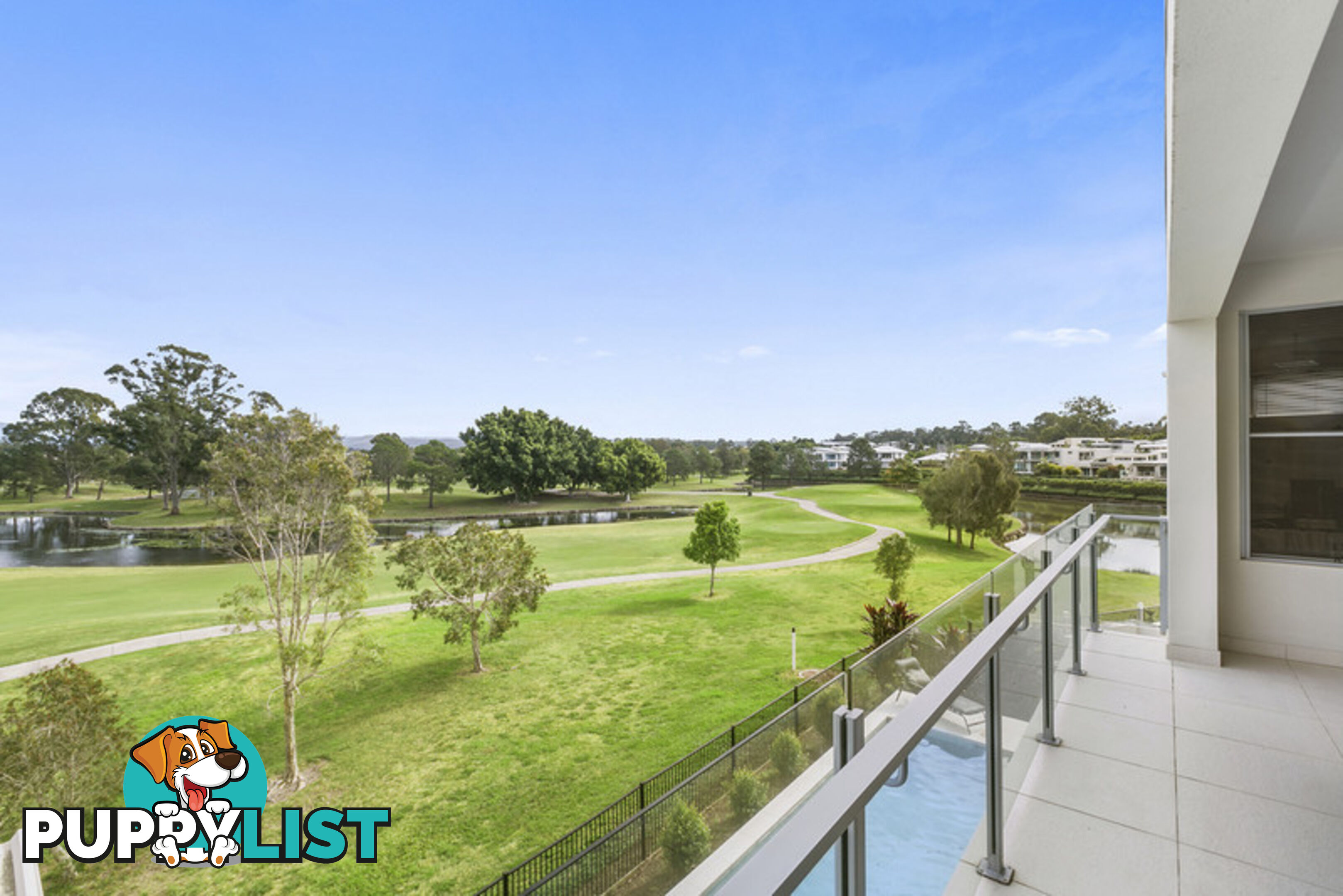 1055 Lakeview Terrace Benowa QLD 4217