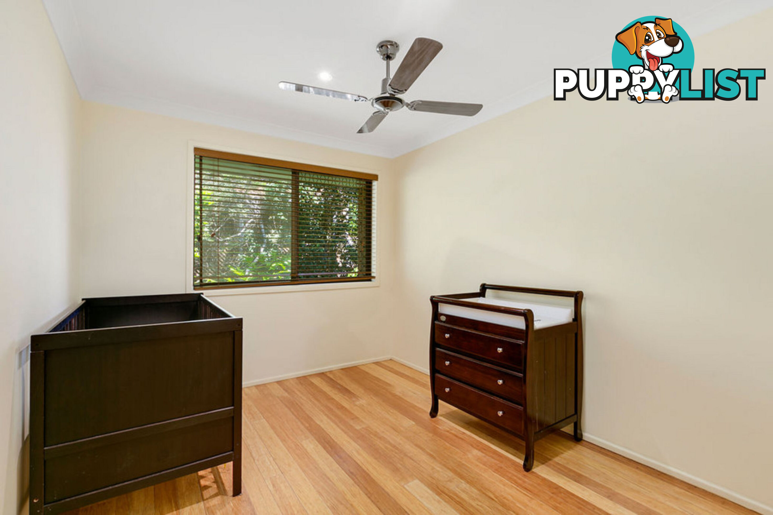 2/11 Balfour Crescent HIGHLAND PARK QLD 4211