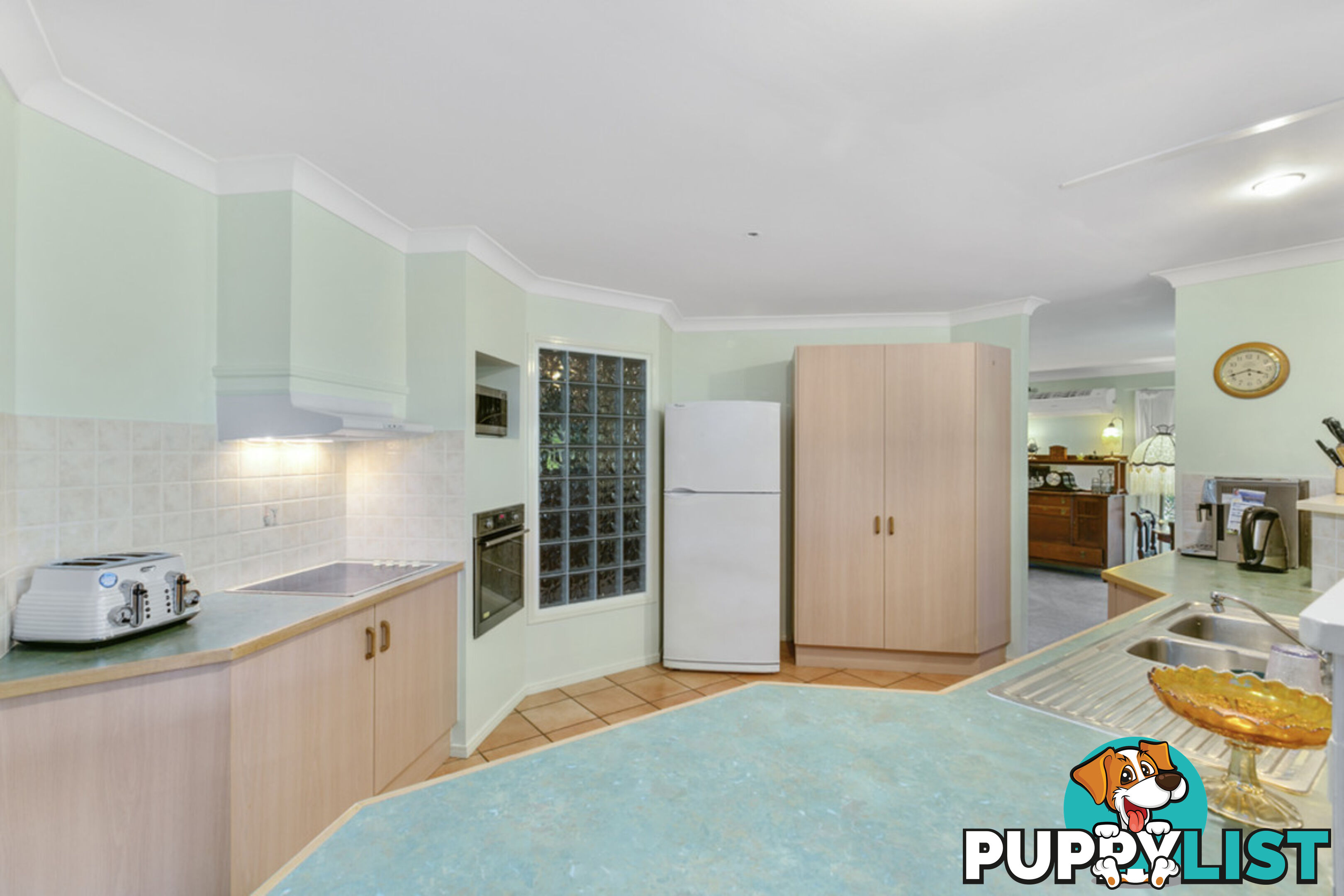 2 Newlands Court MOUNT NATHAN QLD 4211