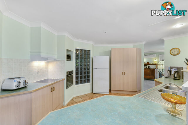 2 Newlands Court MOUNT NATHAN QLD 4211