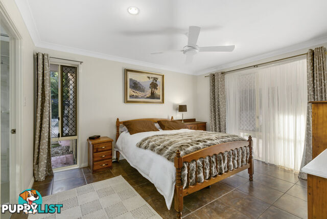 2 Newlands Court MOUNT NATHAN QLD 4211