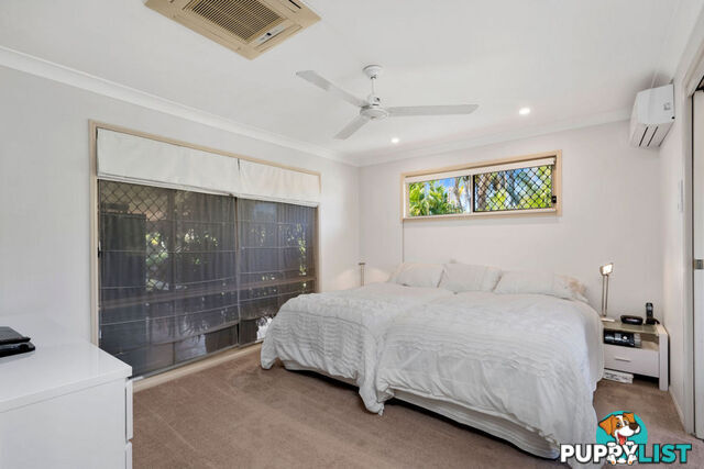 1 Nairn Court HIGHLAND PARK QLD 4211