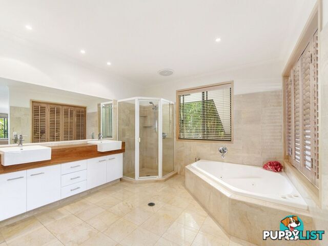 17 Killara Street CURRUMBIN WATERS QLD 4223