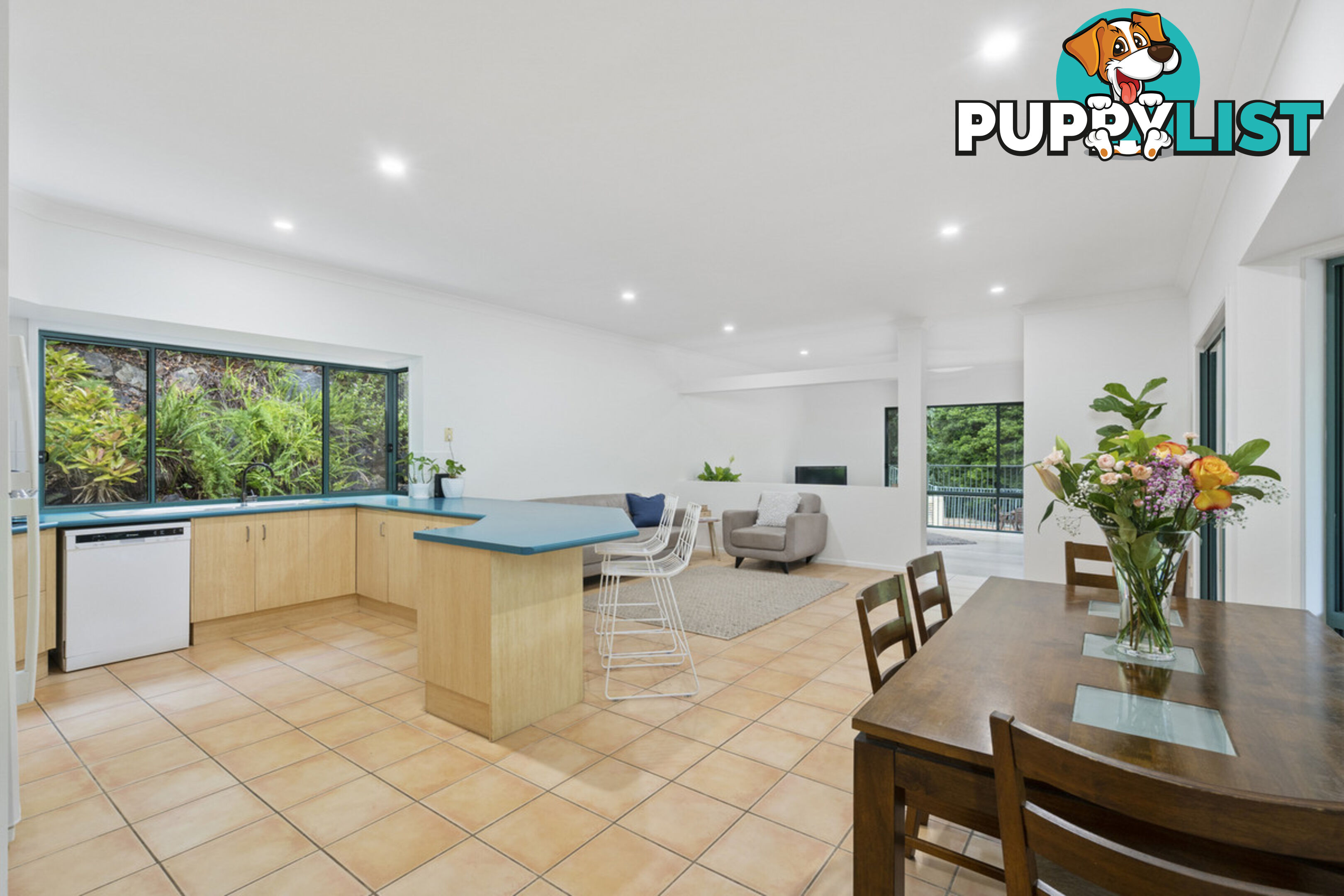 14 Kilmuir Street HIGHLAND PARK QLD 4211