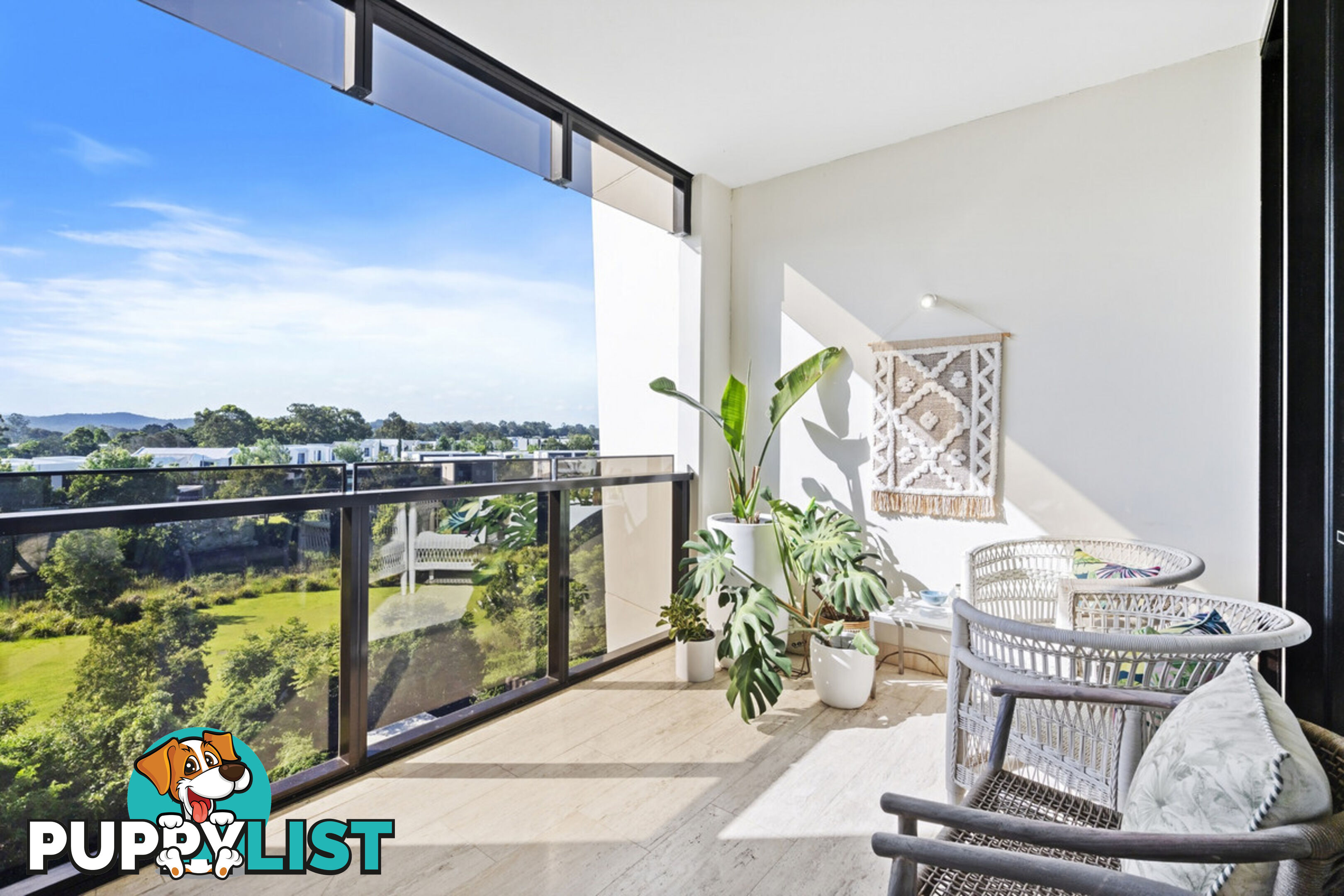 407W/1 Marina Drive BENOWA QLD 4217