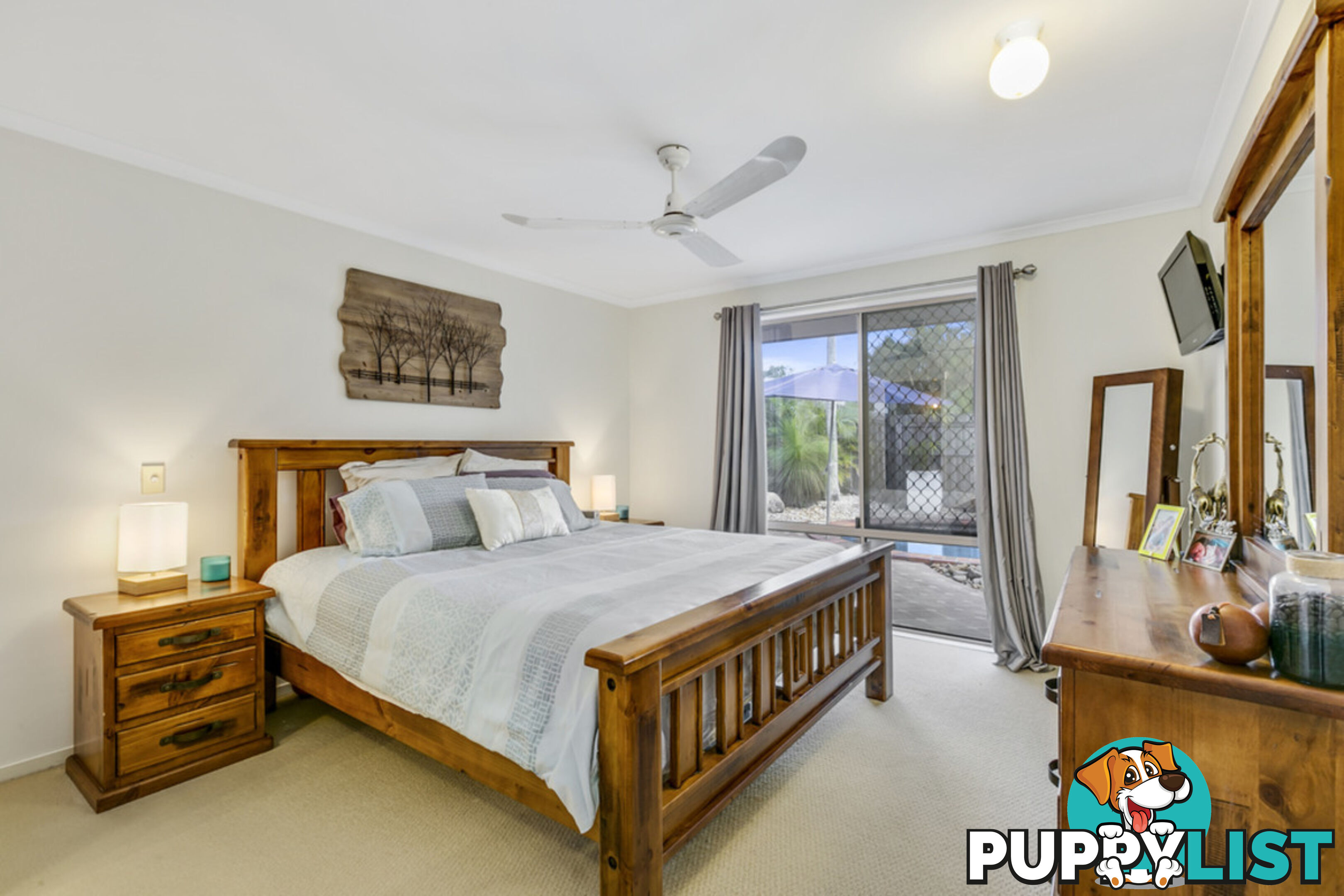 2 Lark Court CARRARA QLD 4211