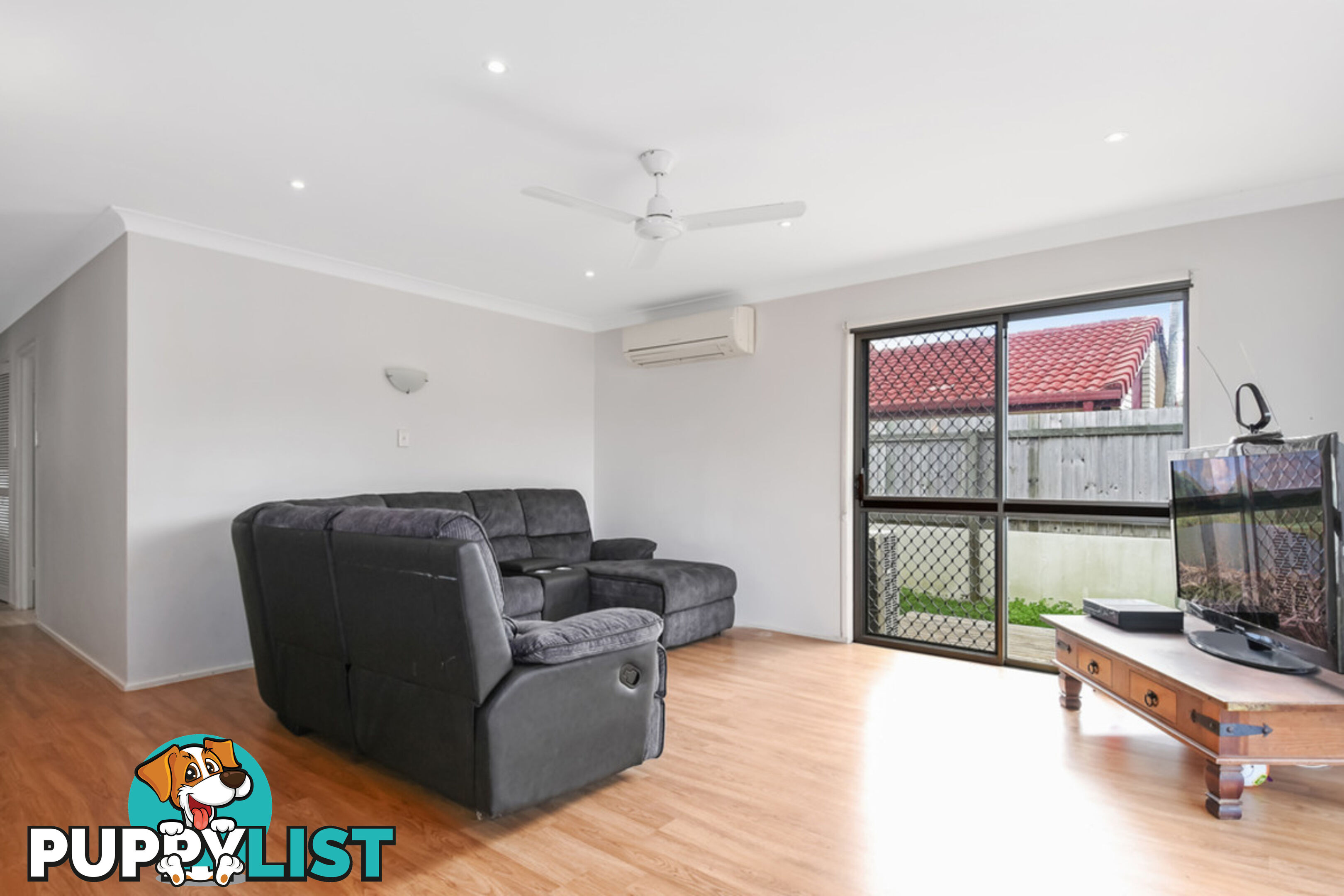 230 Bayview Street RUNAWAY BAY QLD 4216