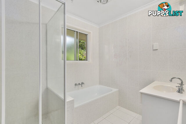 23 Renfrew Drive HIGHLAND PARK QLD 4211