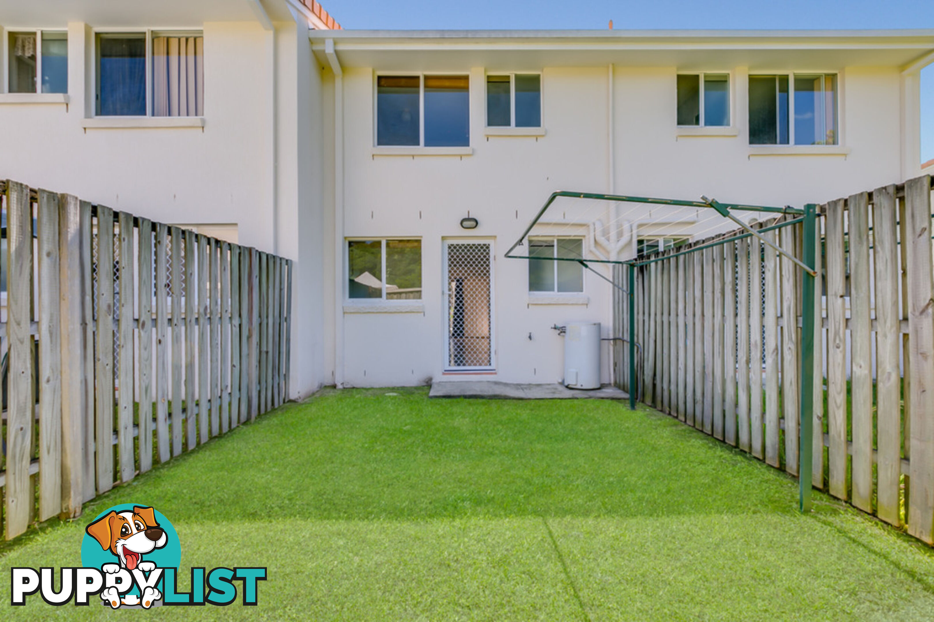 30/125 Pappas Way CARRARA QLD 4211