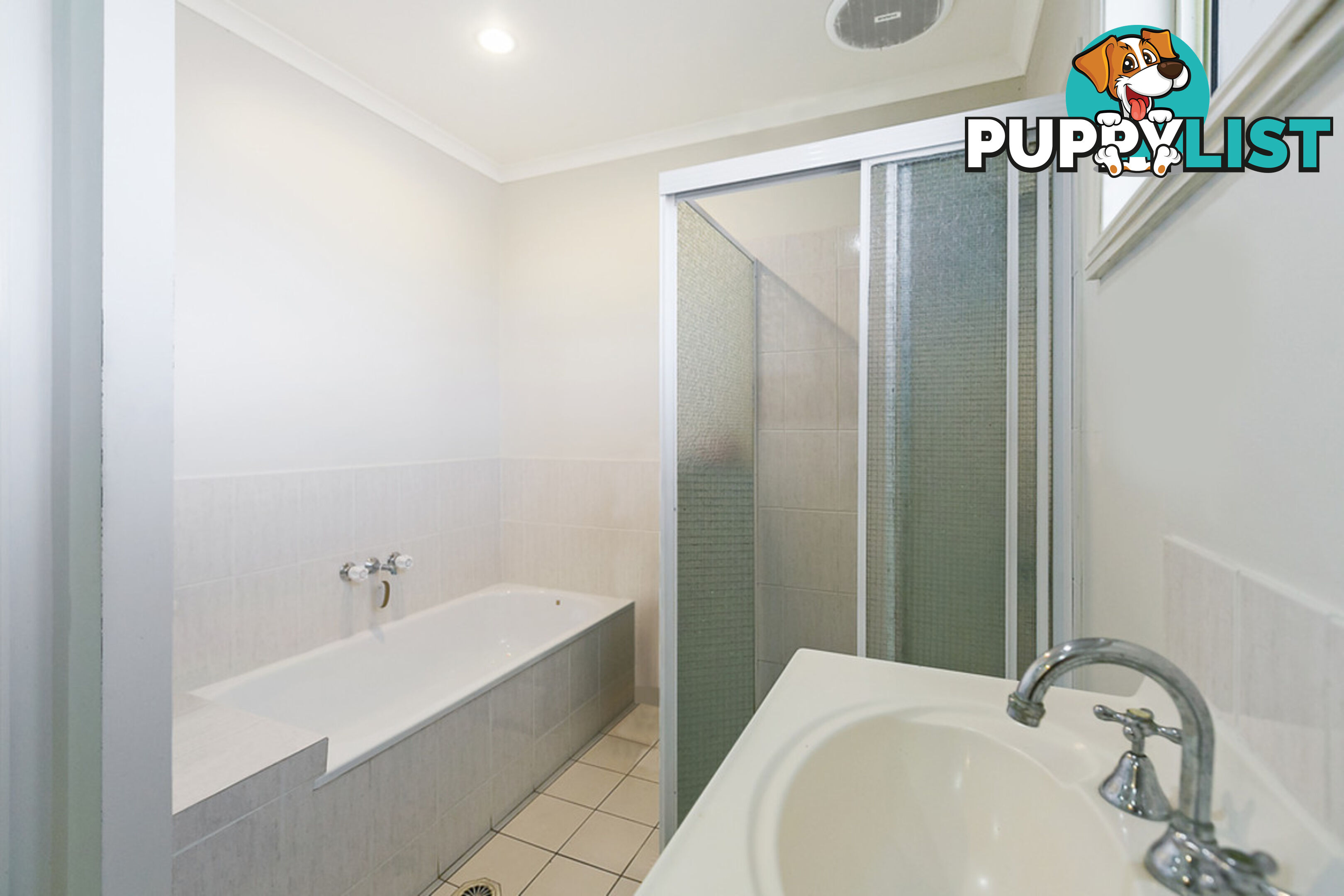 1/5 Keats Place NERANG QLD 4211