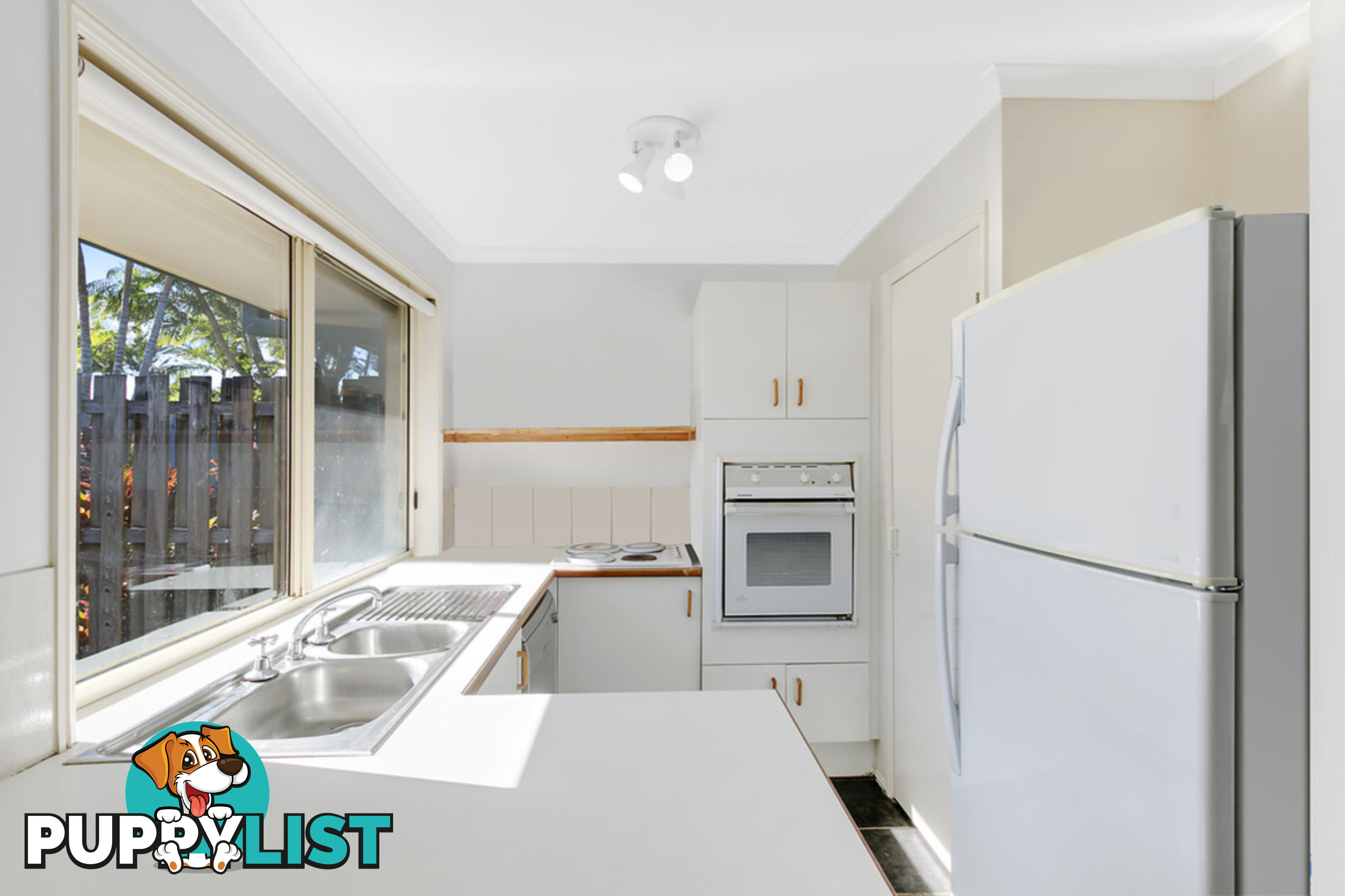 1/5 Keats Place NERANG QLD 4211