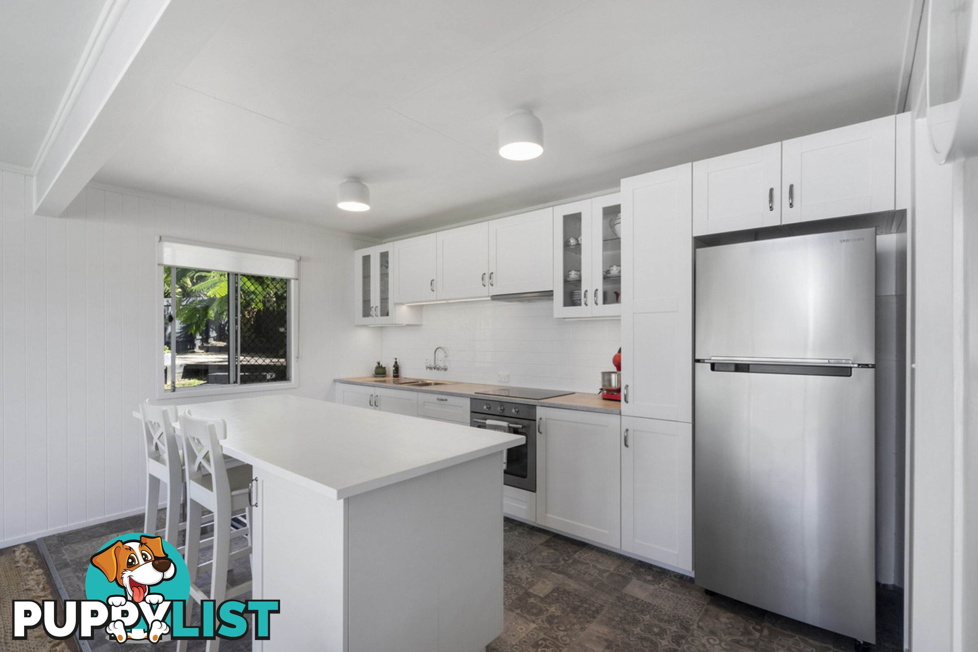 4 West Street NERANG QLD 4211