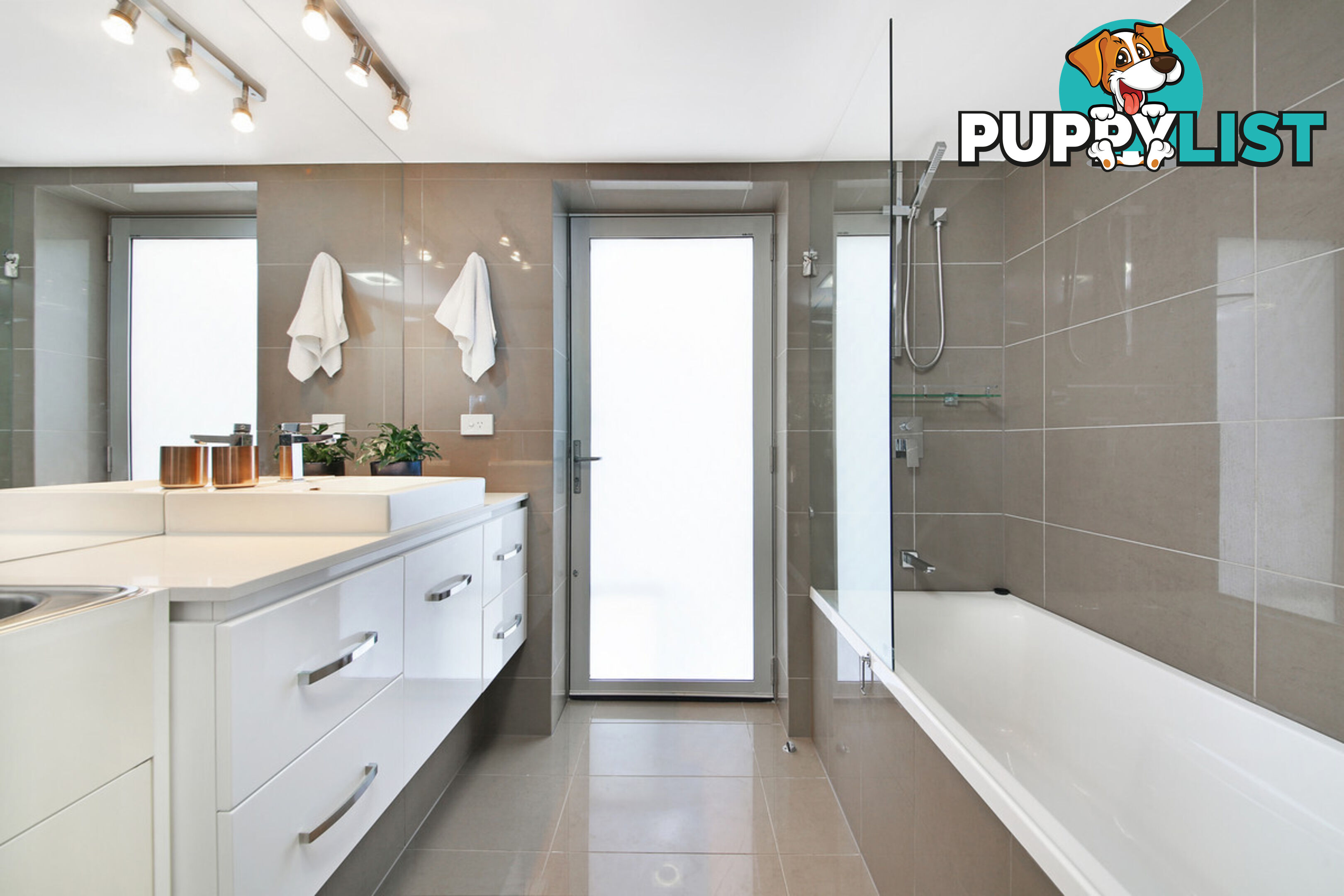 2/21 Albatross Avenue MERMAID BEACH QLD 4218