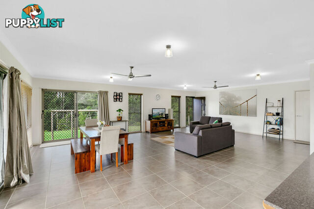 95 Nathanvale Drive MOUNT NATHAN QLD 4211