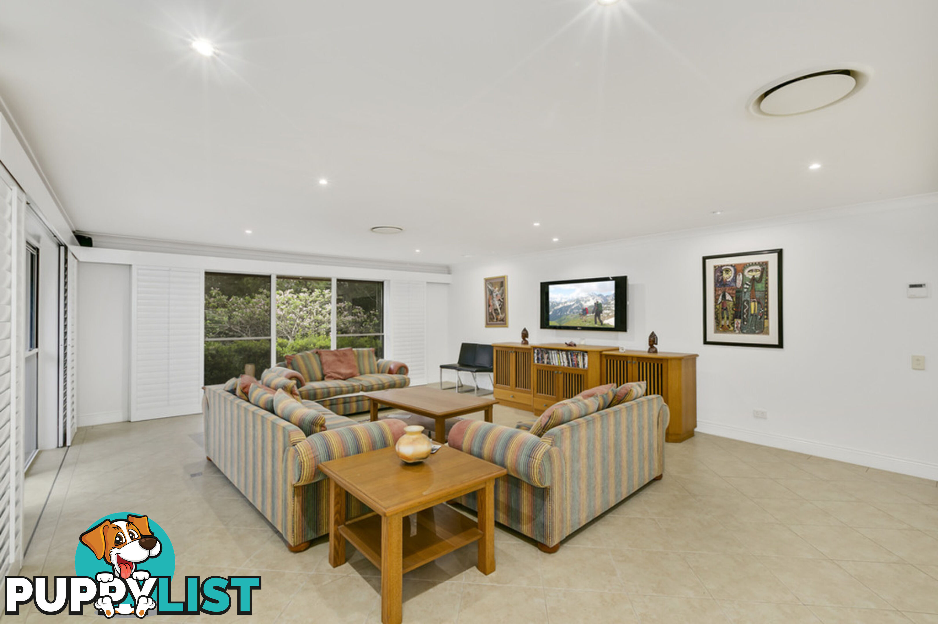 31 Winderadeen Drive HIGHLAND PARK QLD 4211