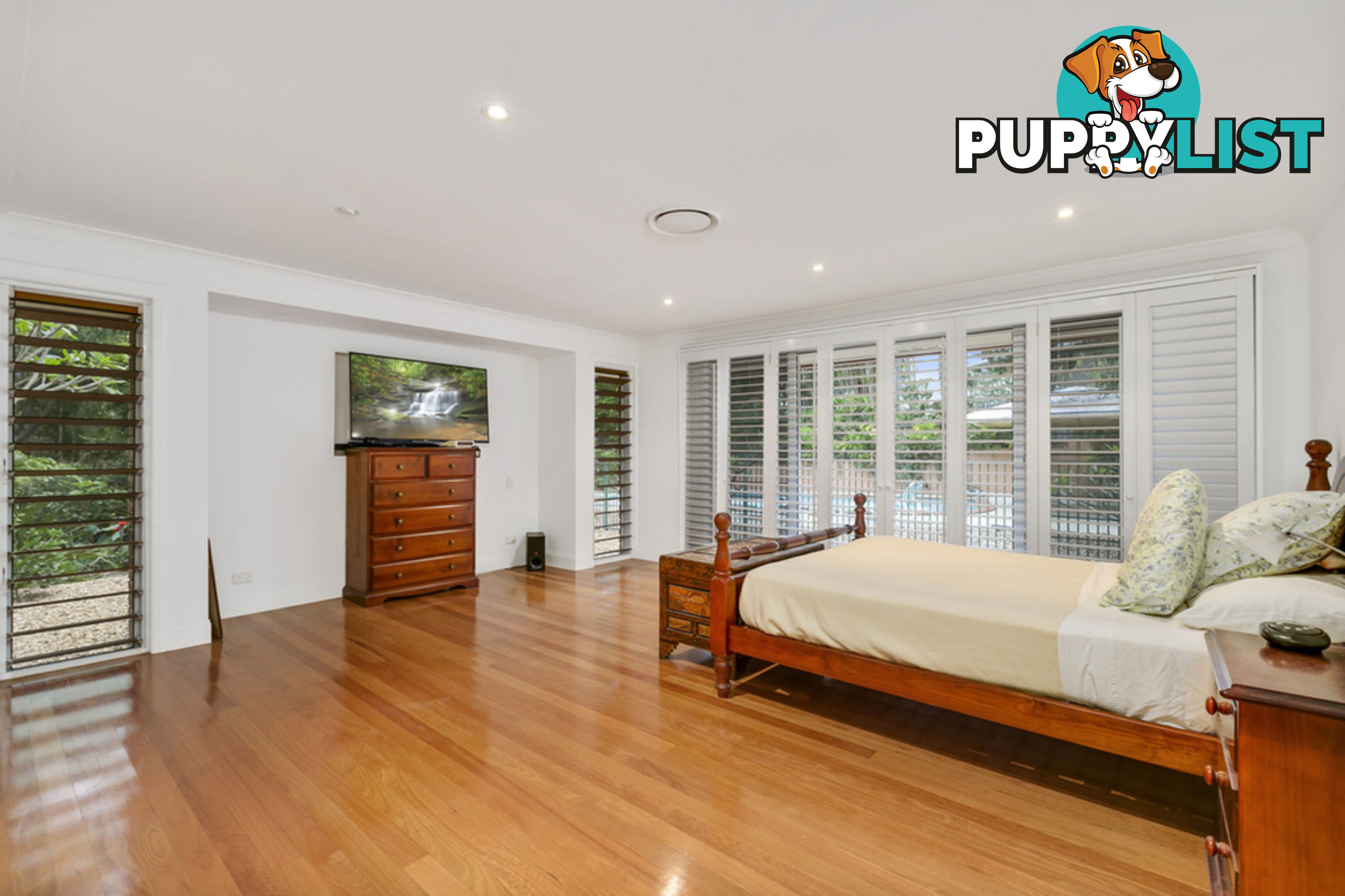 31 Winderadeen Drive HIGHLAND PARK QLD 4211