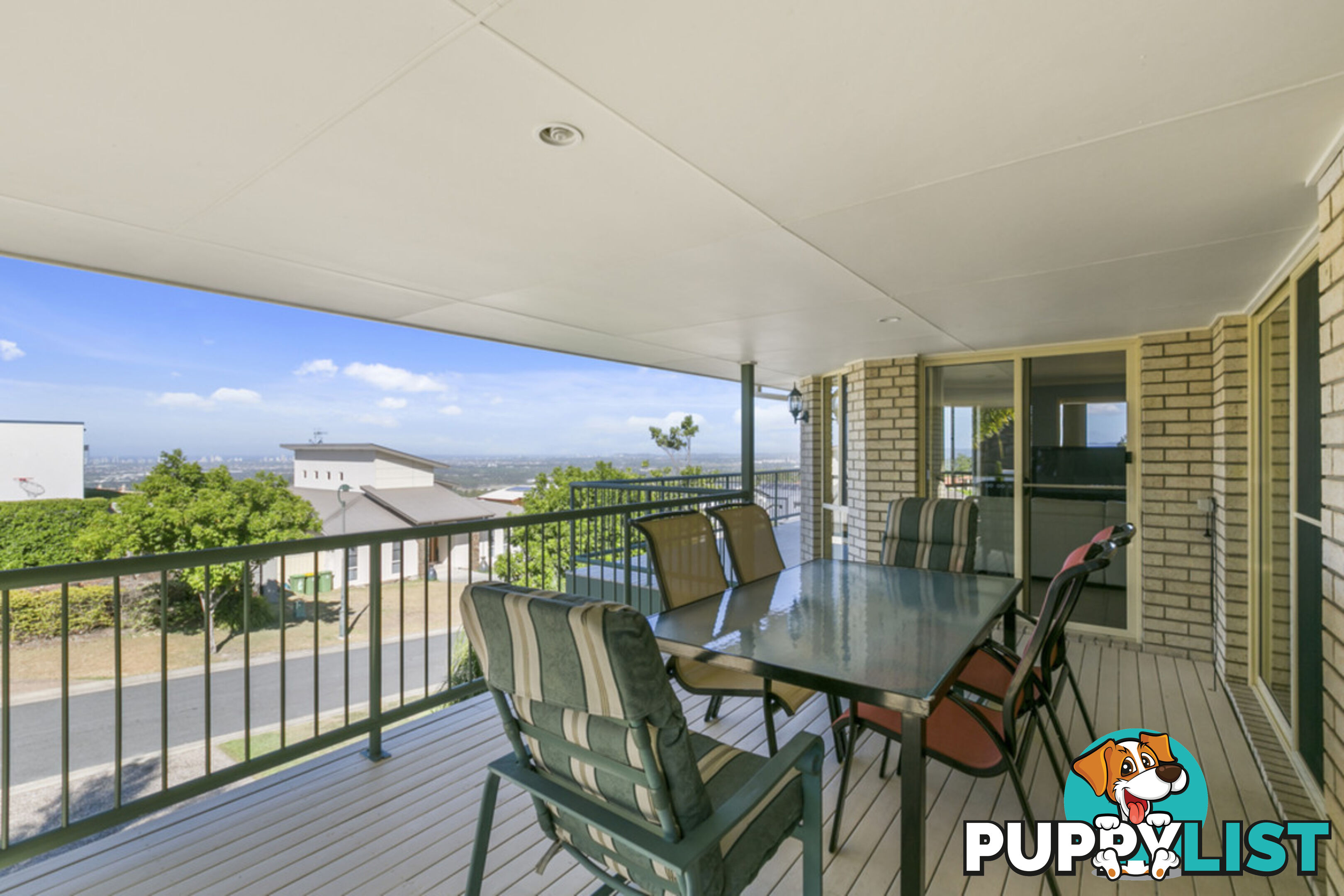 12 Chevron Rise HIGHLAND PARK QLD 4211