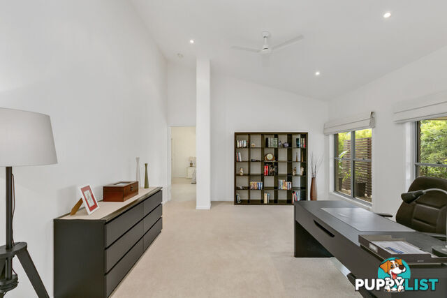 1 Pasture Place MOUNT NATHAN QLD 4211