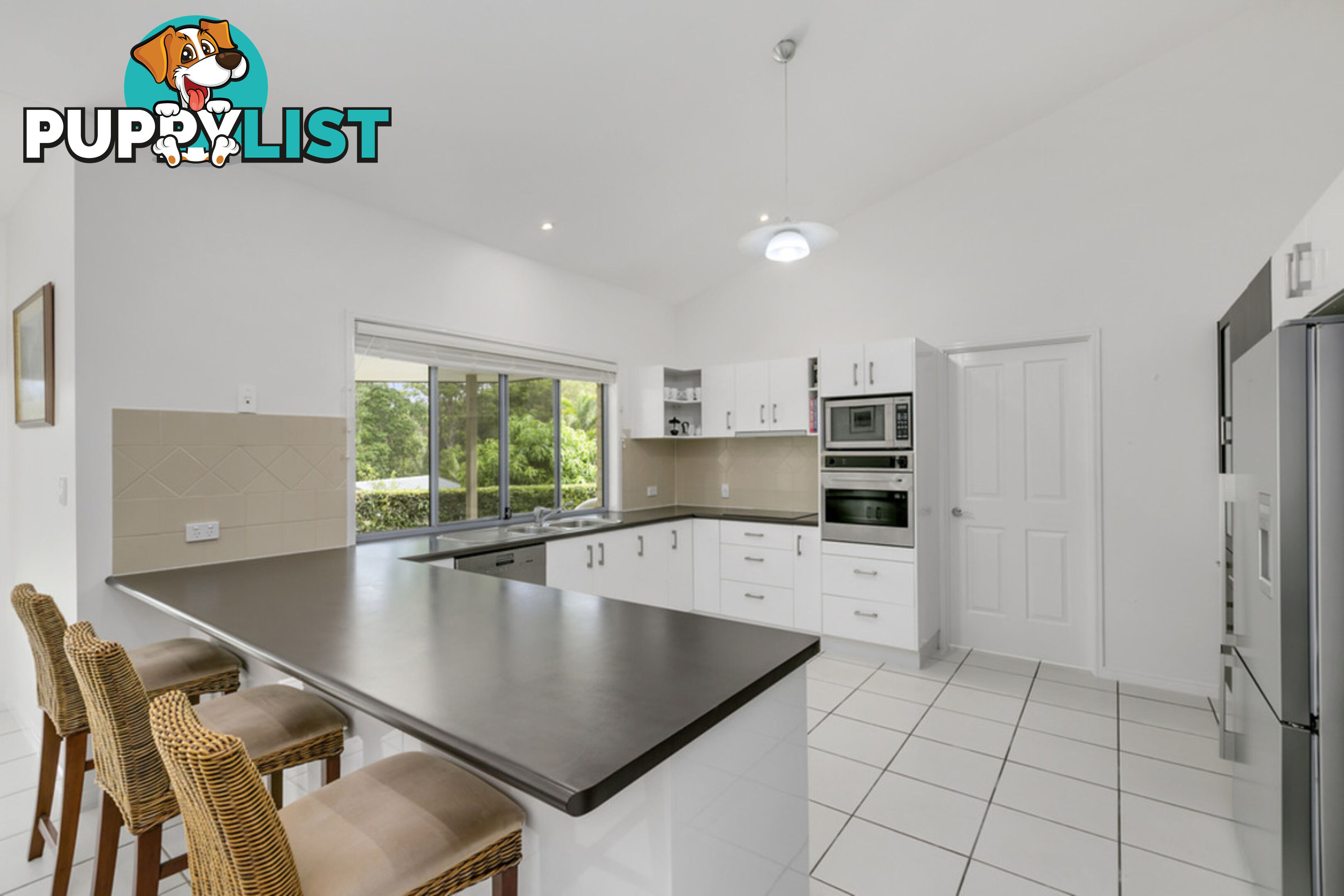 1 Pasture Place MOUNT NATHAN QLD 4211