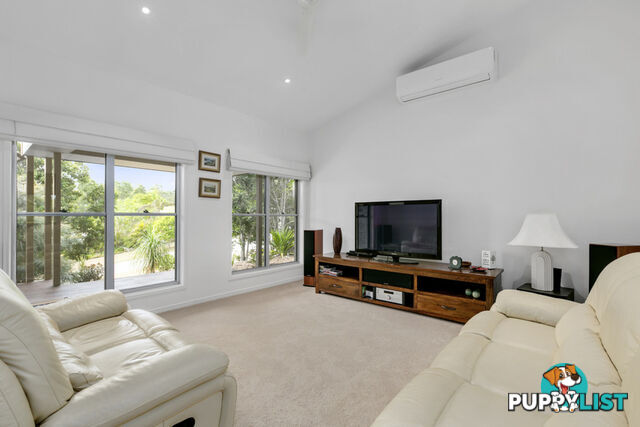 1 Pasture Place MOUNT NATHAN QLD 4211