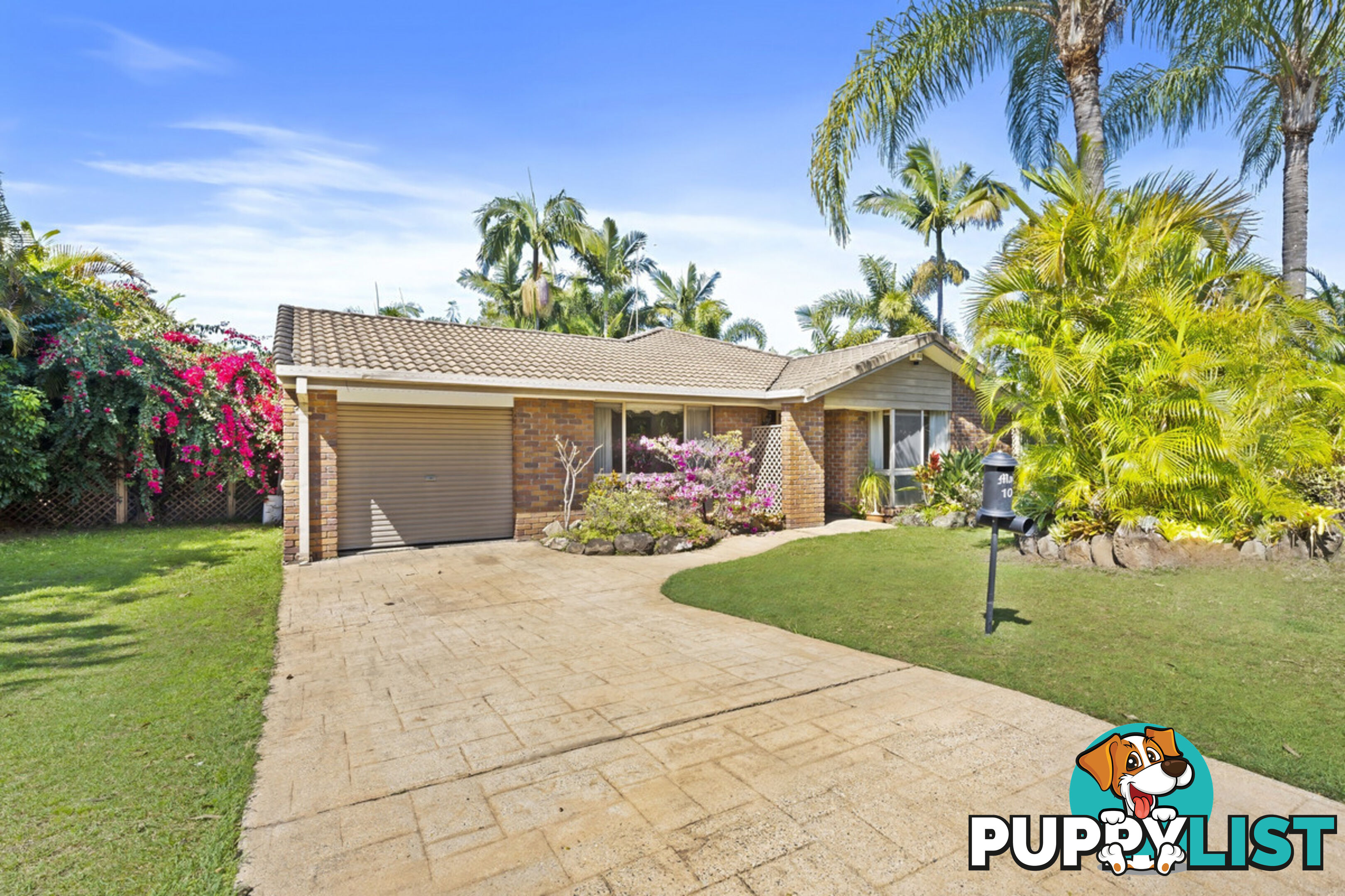 10 Armstrong Way HIGHLAND PARK QLD 4211