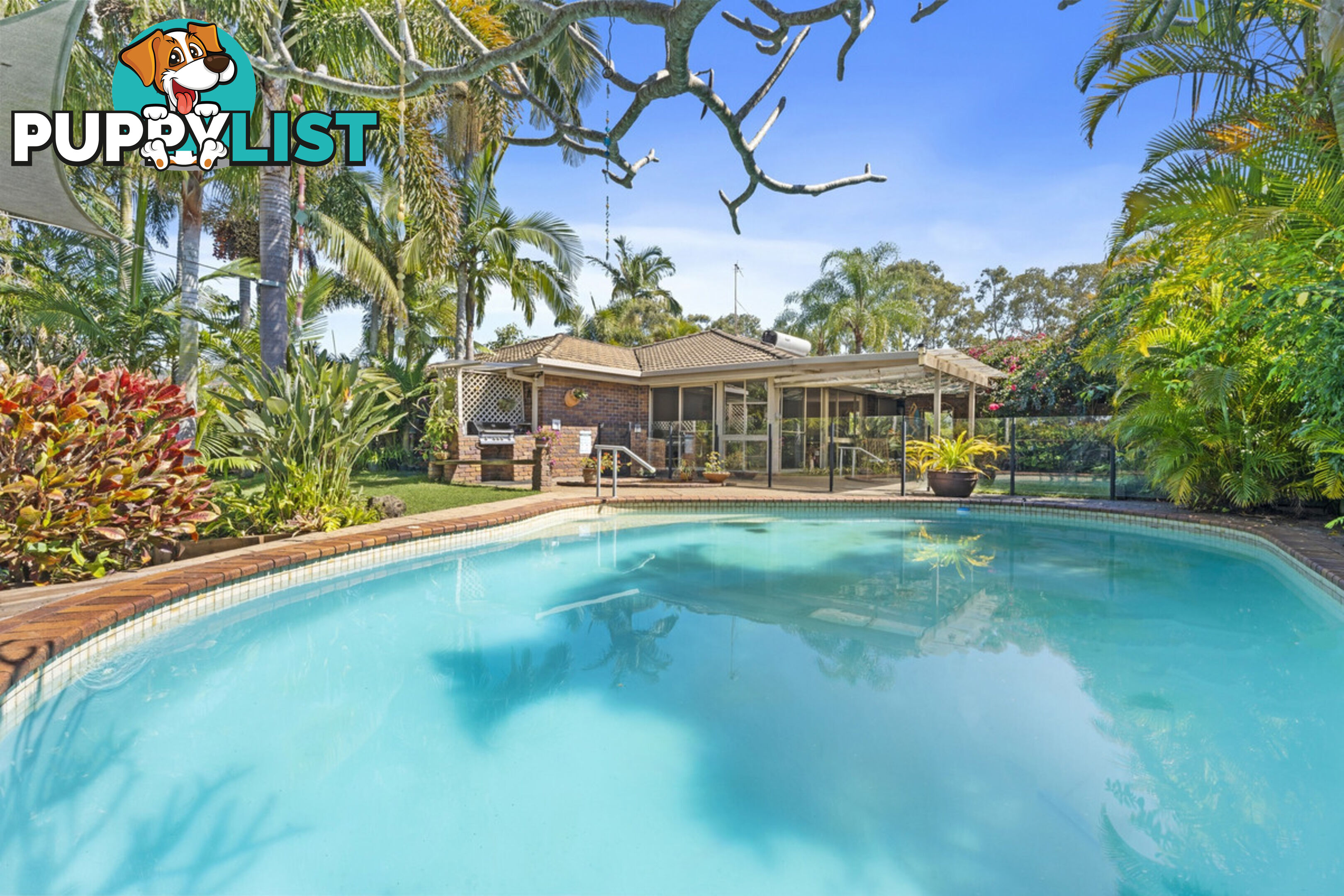 10 Armstrong Way HIGHLAND PARK QLD 4211