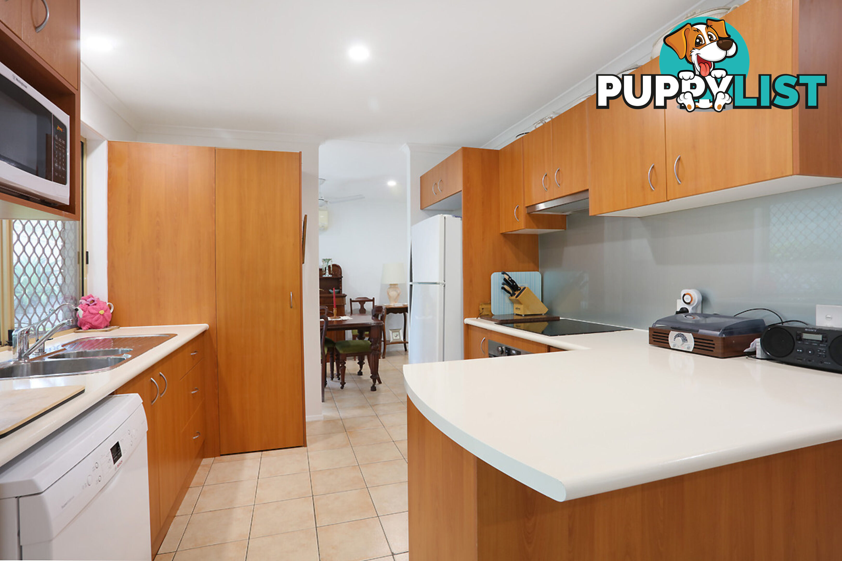 2 Marimar Place HIGHLAND PARK QLD 4211