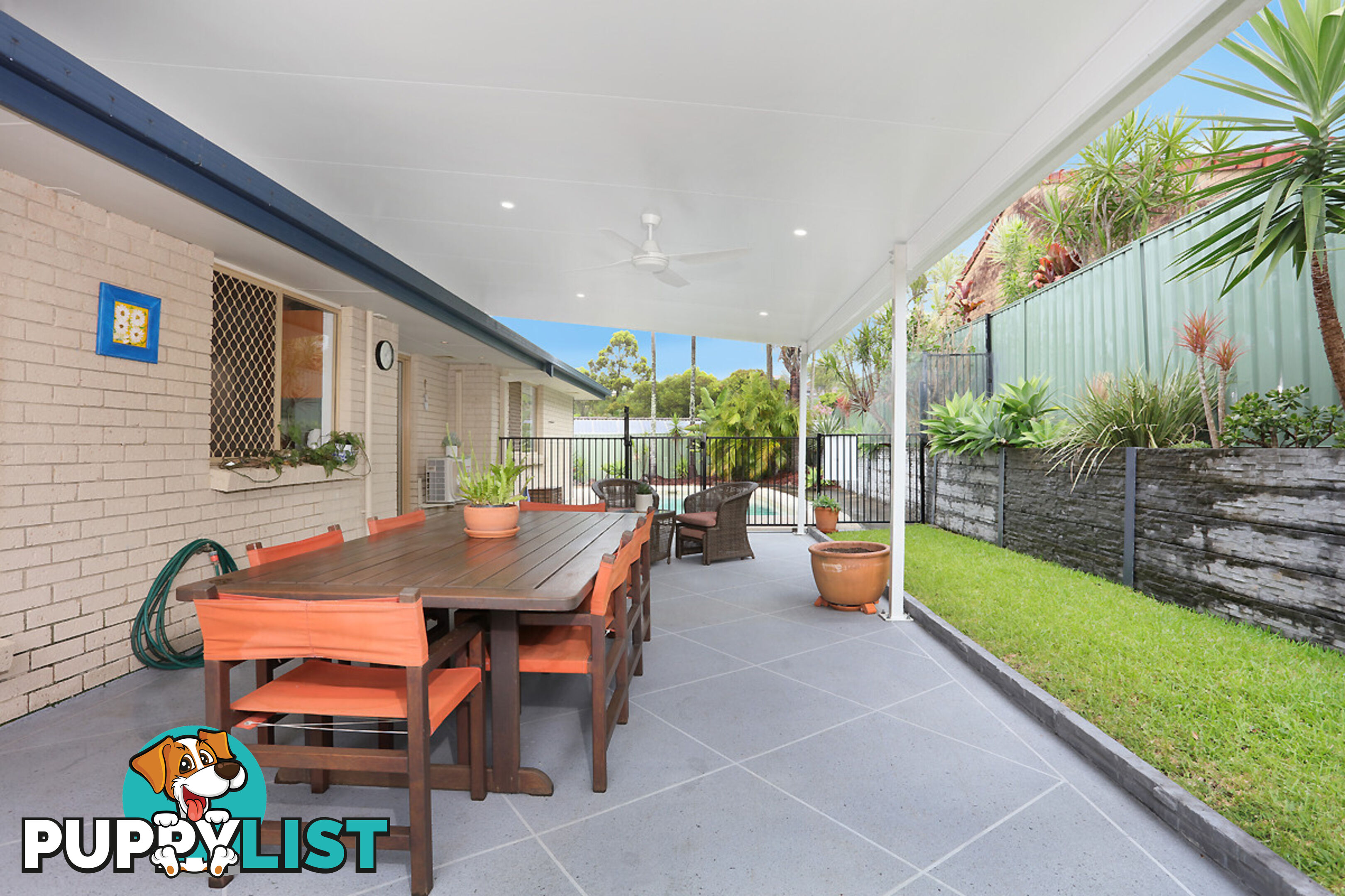 2 Marimar Place HIGHLAND PARK QLD 4211